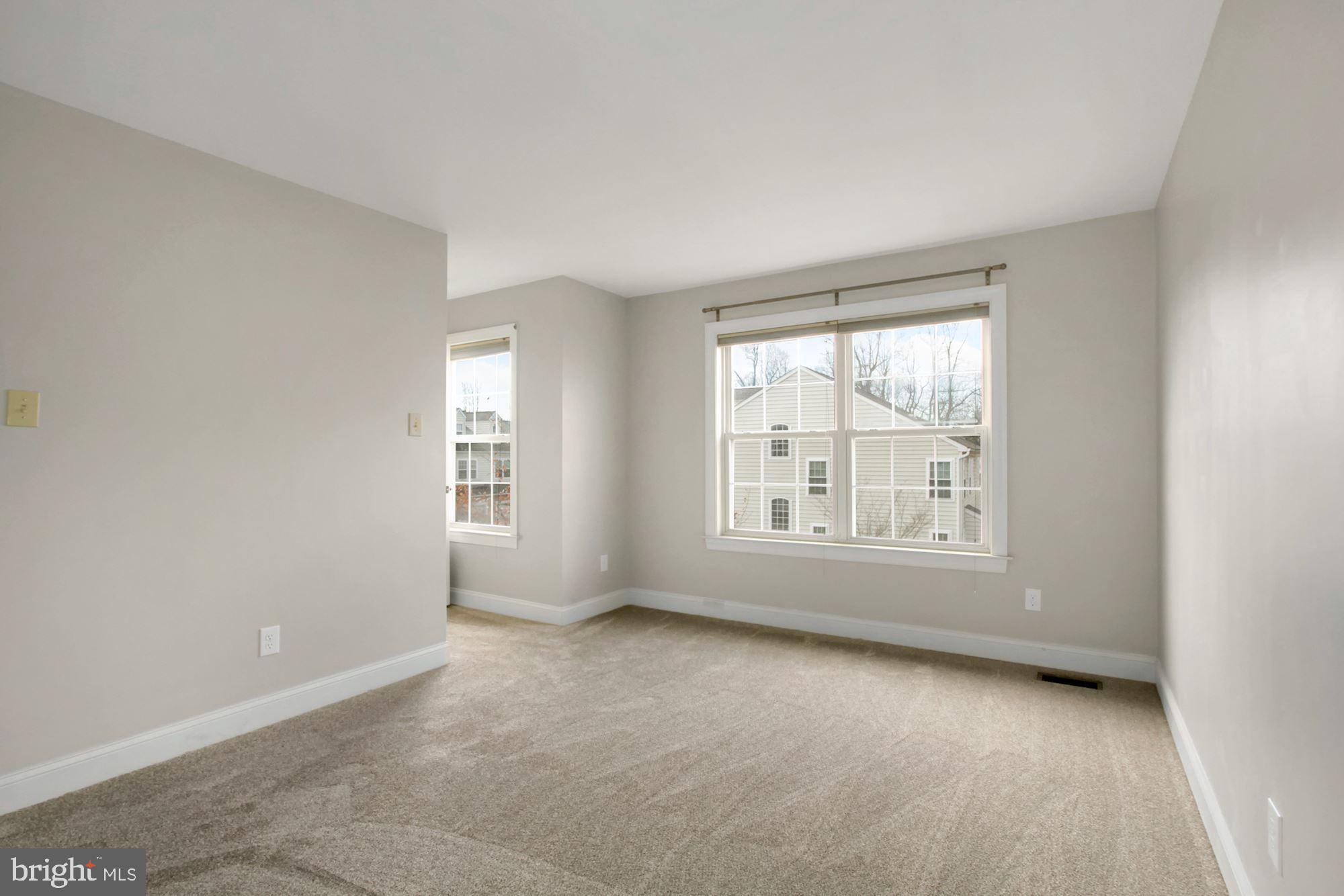 LONGWOOD VILLAGE - Residential Lease