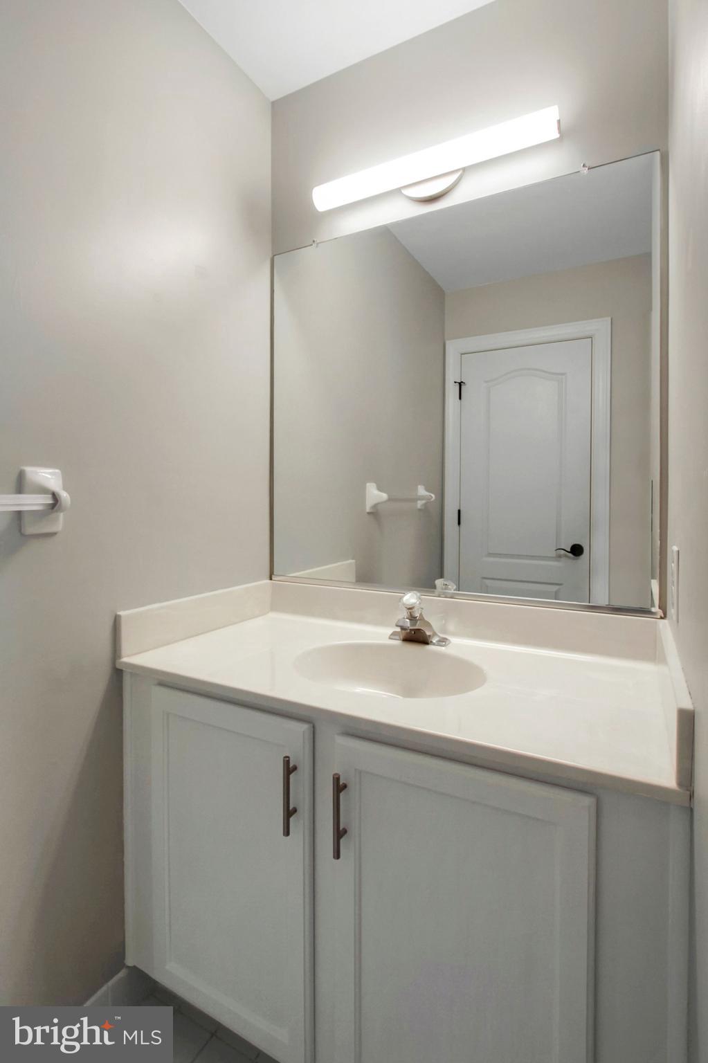LONGWOOD VILLAGE - Residential Lease