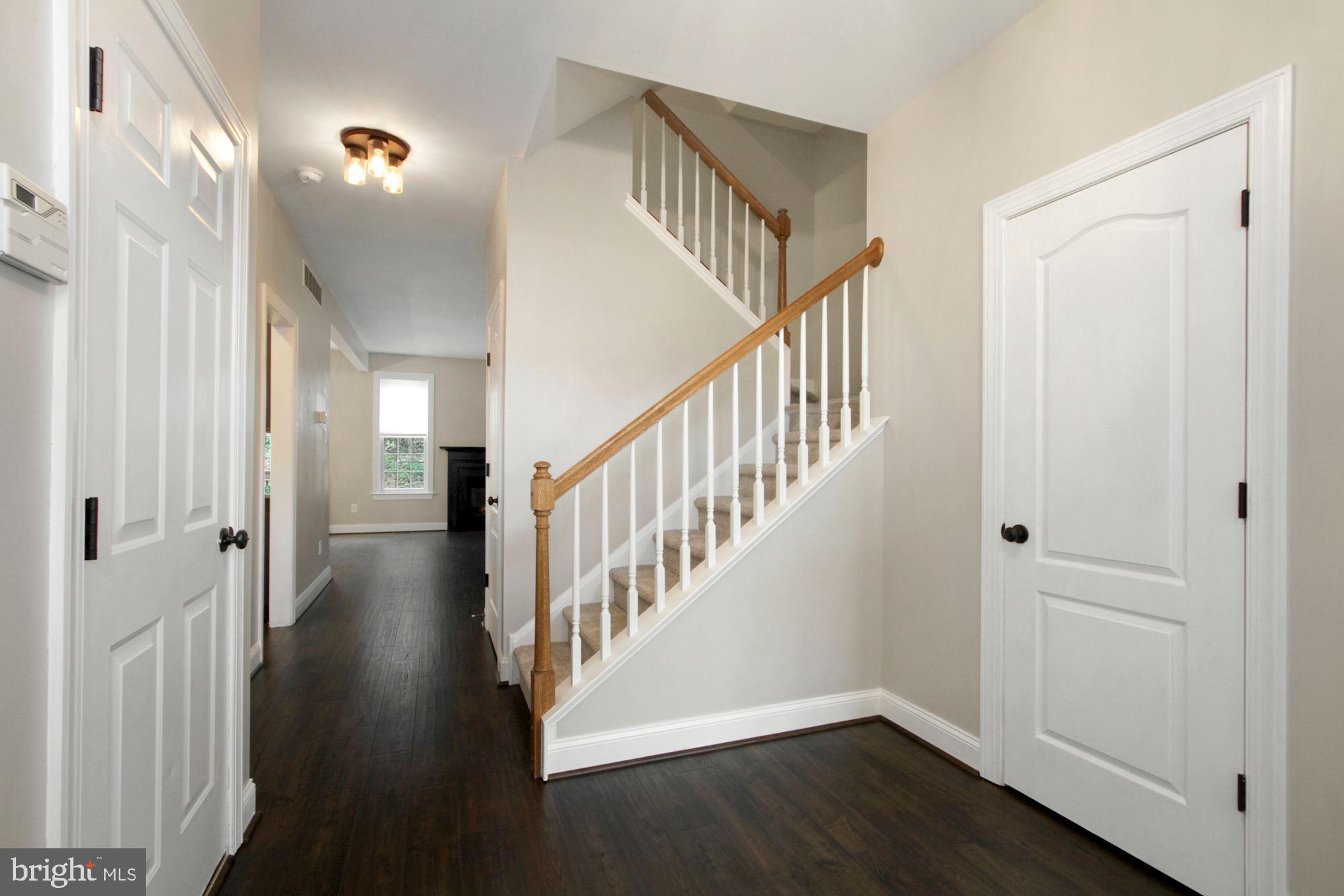 LONGWOOD VILLAGE - Residential Lease