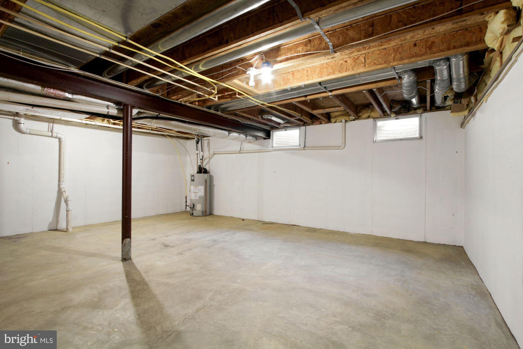 LONGWOOD VILLAGE - Residential Lease