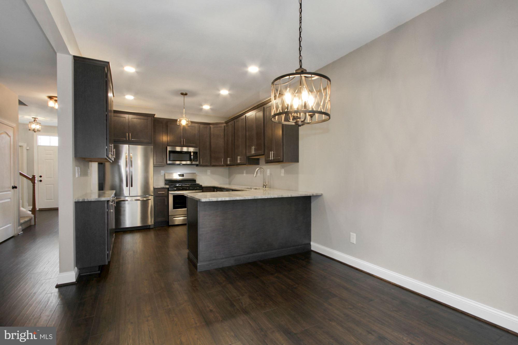 LONGWOOD VILLAGE - Residential Lease