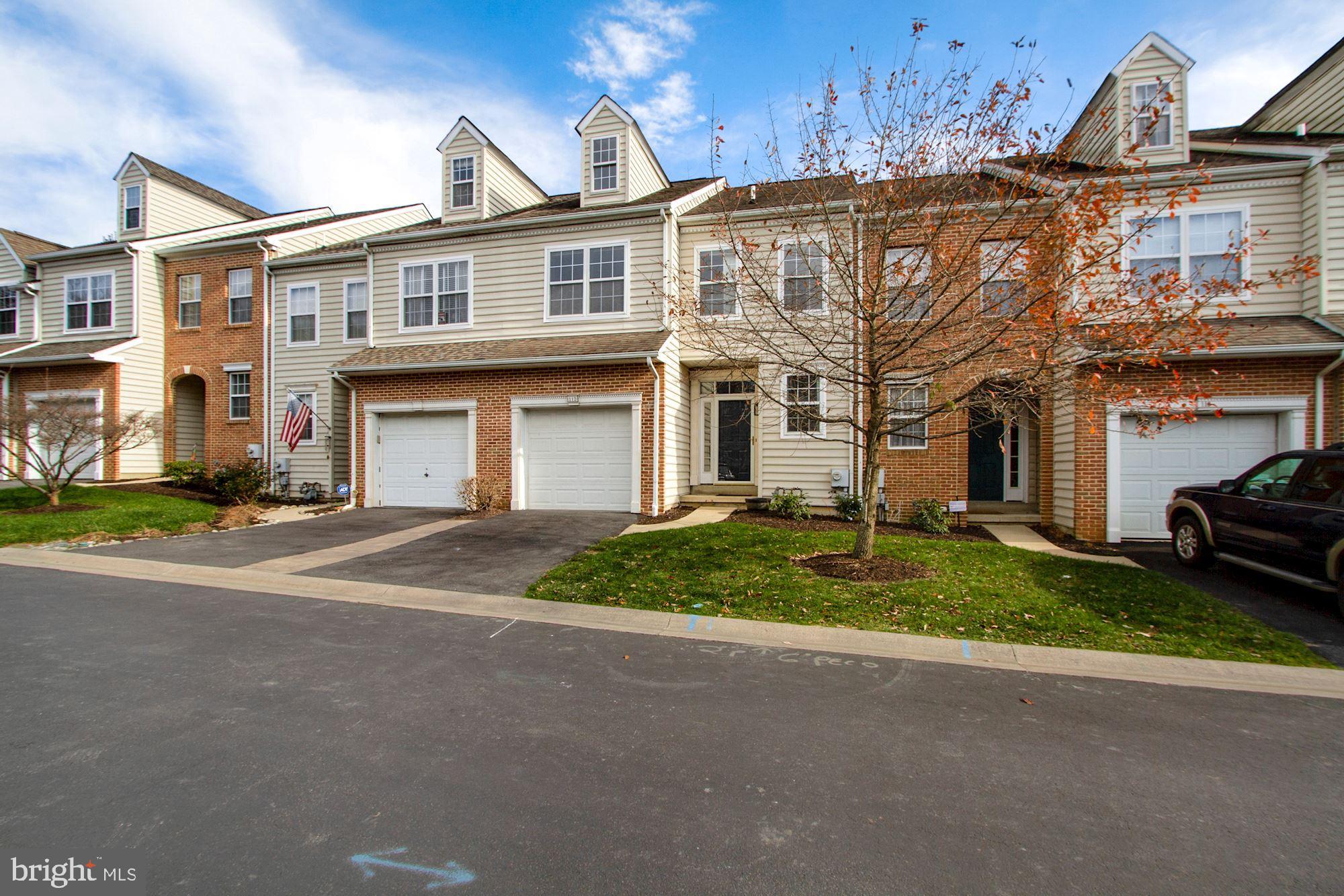 LONGWOOD VILLAGE - Residential Lease
