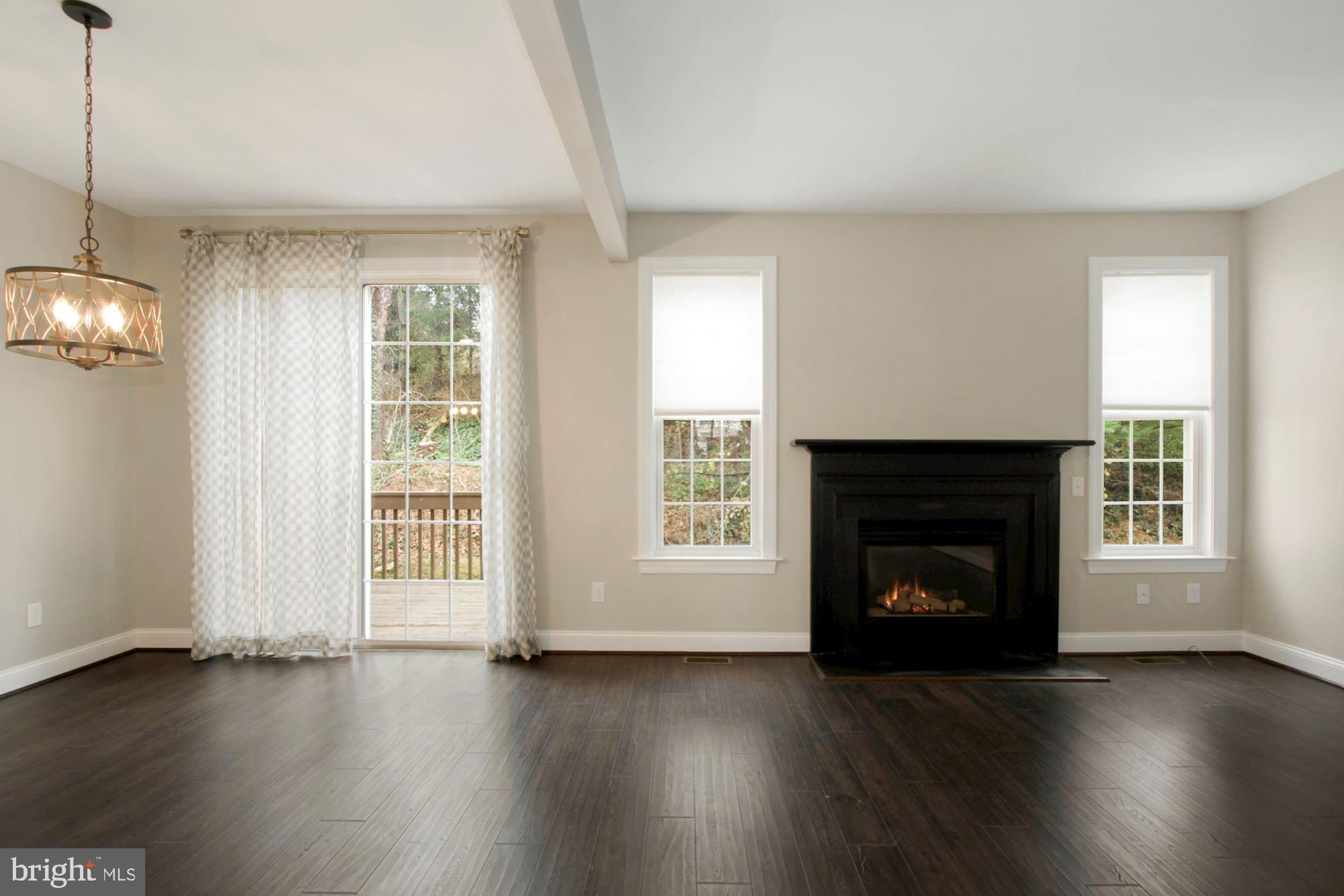 LONGWOOD VILLAGE - Residential Lease