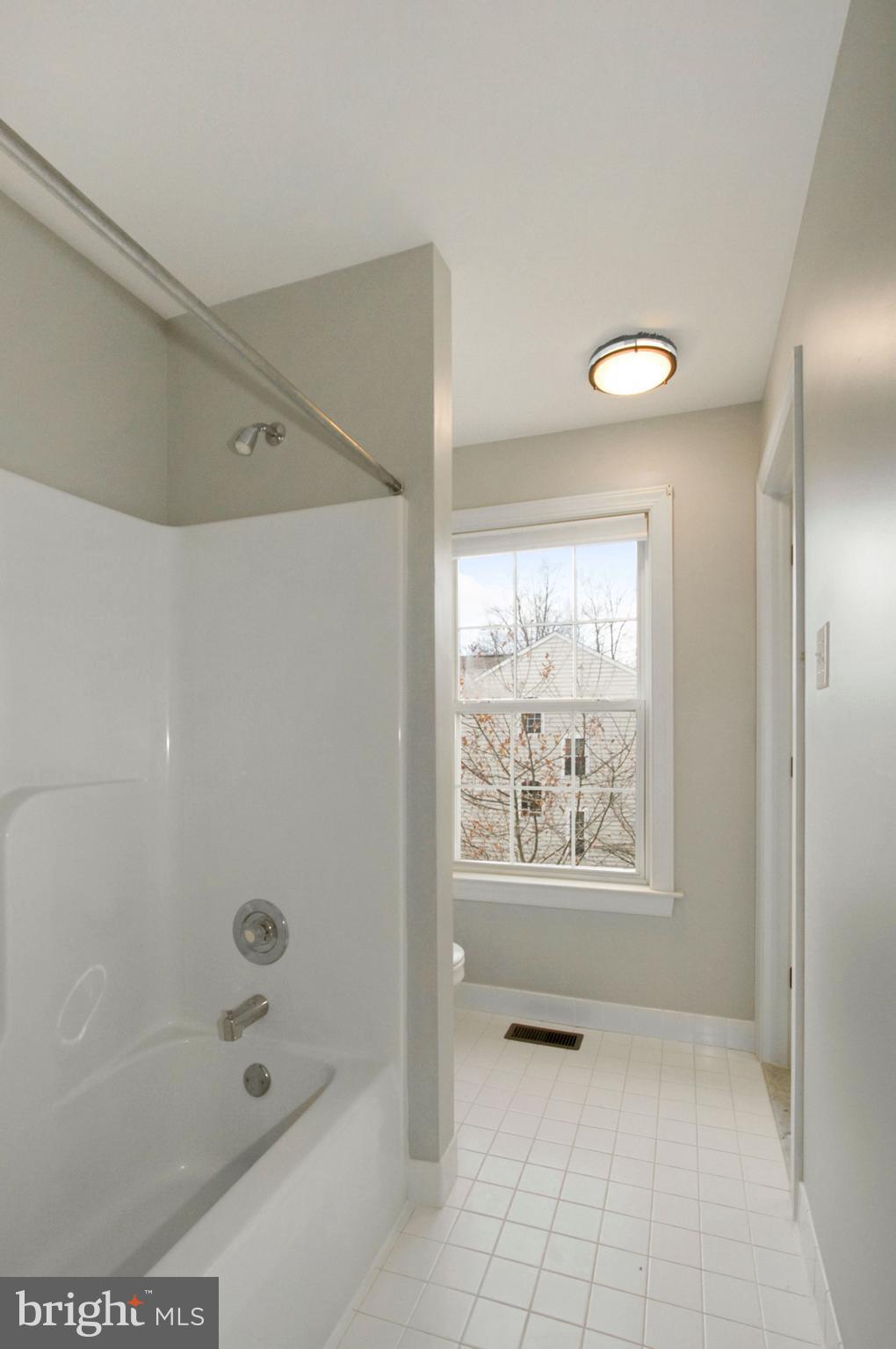 LONGWOOD VILLAGE - Residential Lease