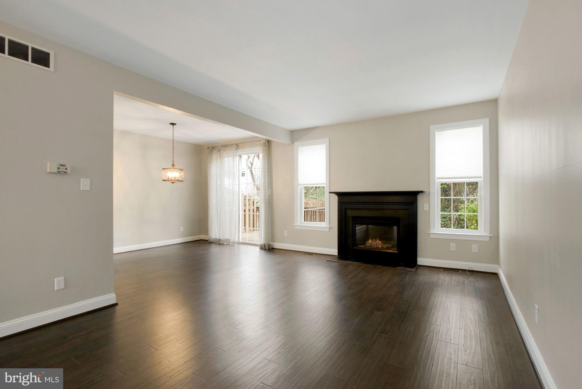 LONGWOOD VILLAGE - Residential Lease