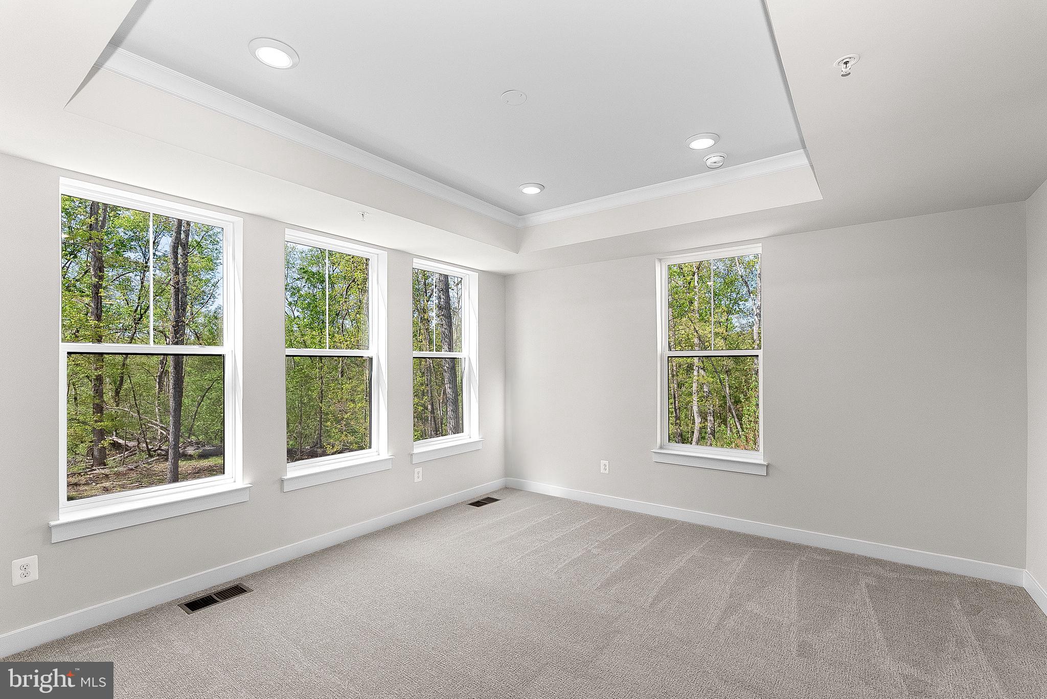 KINCORA - Residential Lease