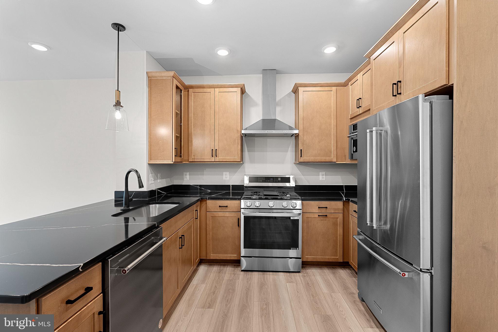 KINCORA - Residential Lease