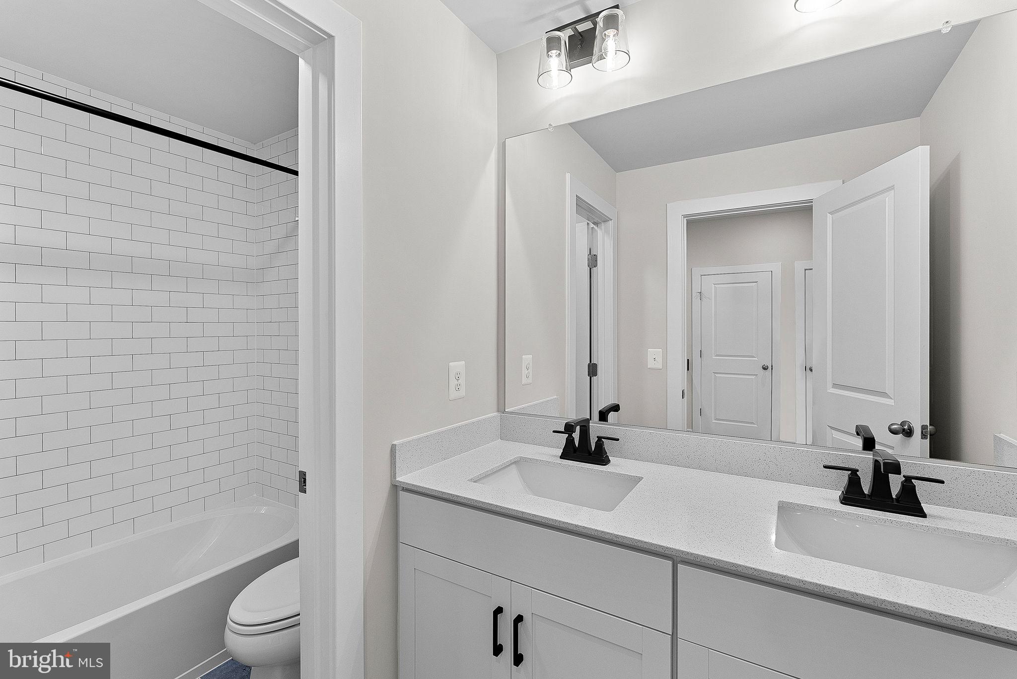 KINCORA - Residential Lease