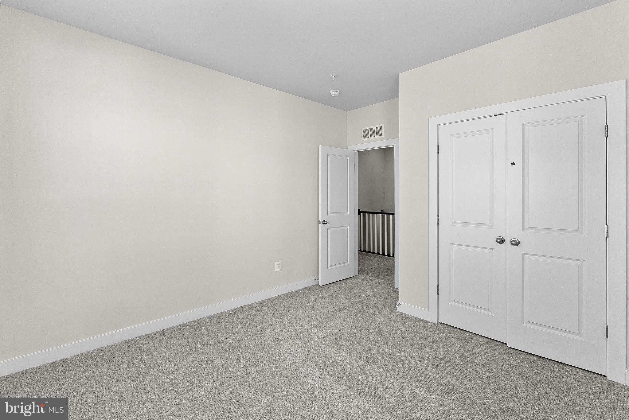 KINCORA - Residential Lease