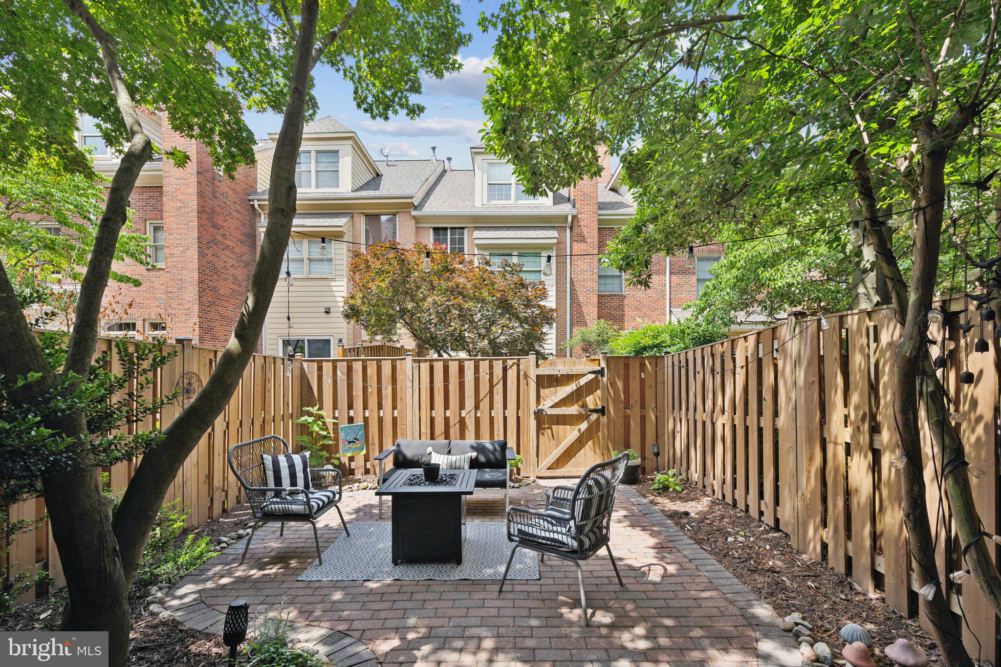 HIGHGATE - Residential