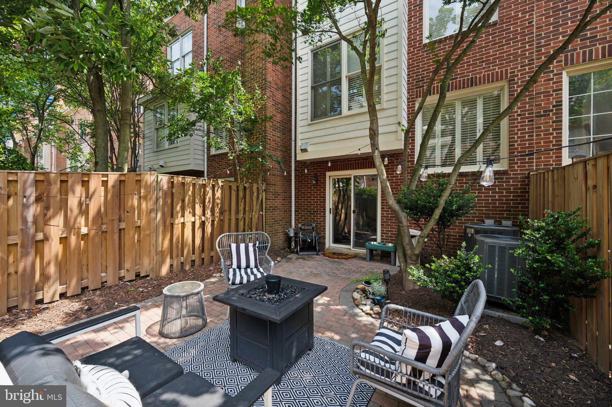 HIGHGATE - Residential