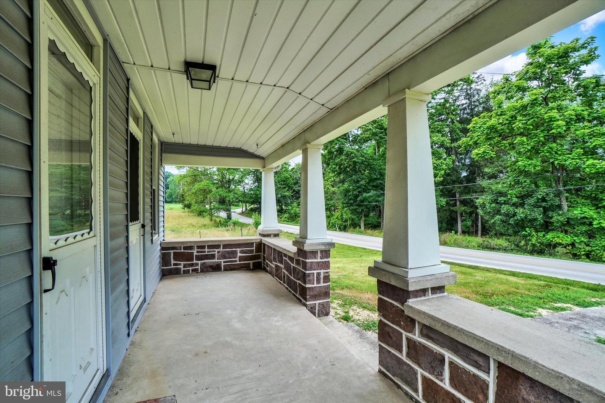 704 E BUTTER ROAD