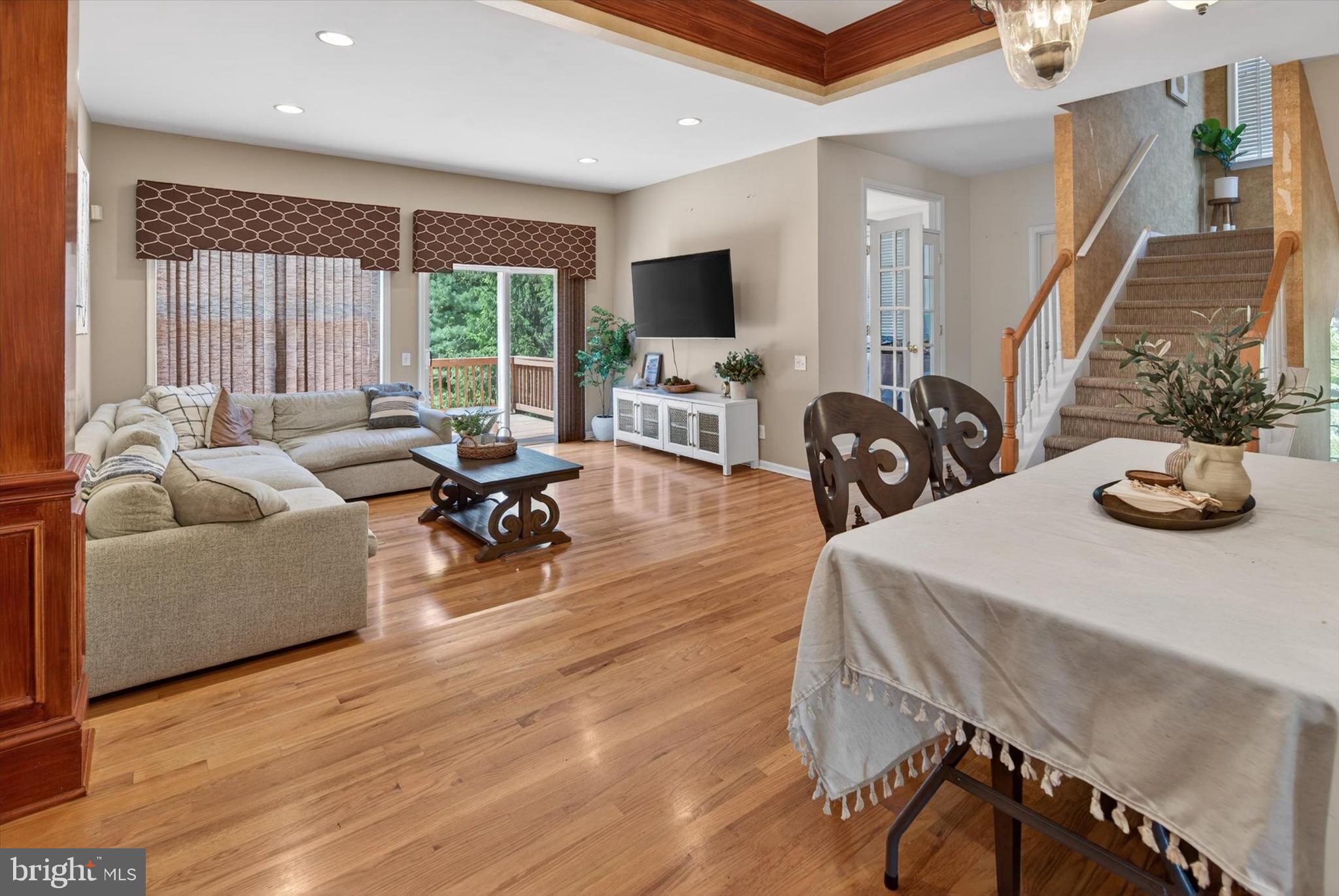 LAFAYETTE HILL - Residential