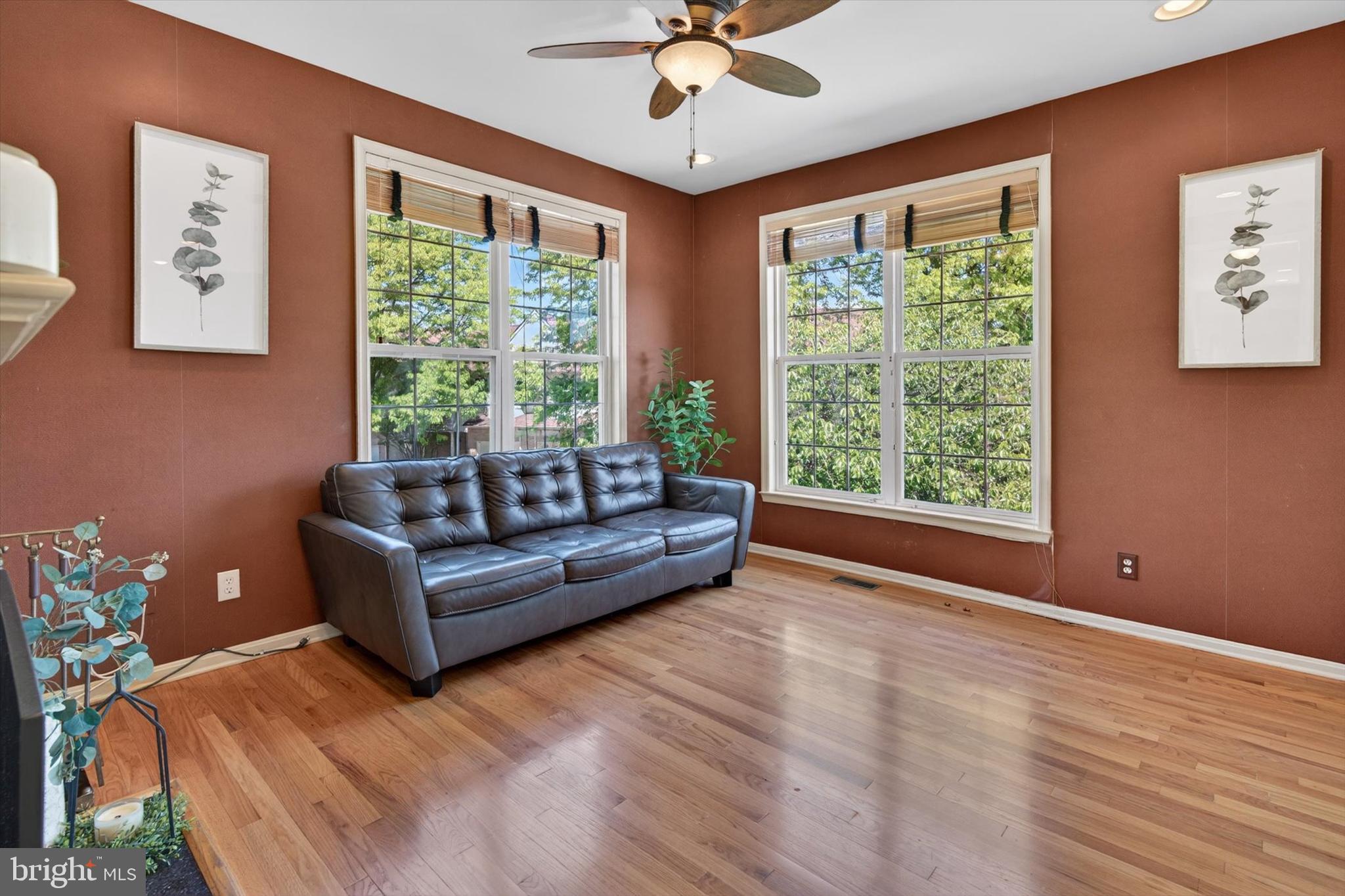 LAFAYETTE HILL - Residential