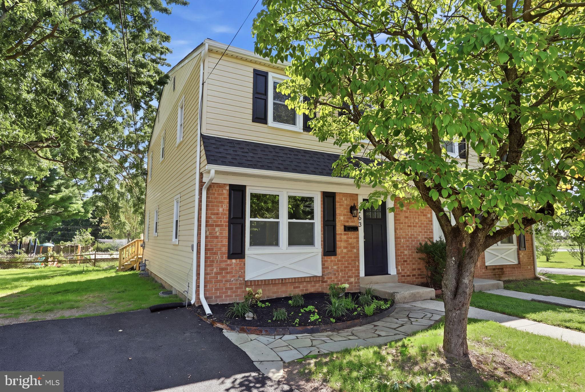 263 N PENROSE STREET