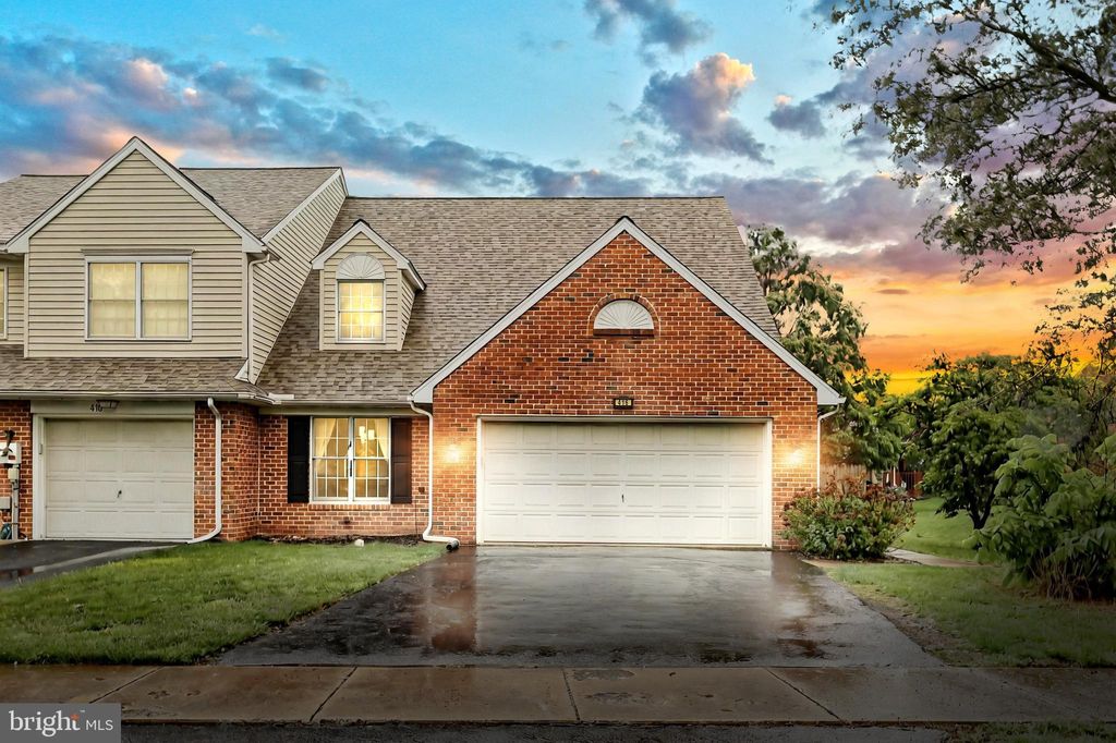 Photo of 416 Huntington Drive, MOUNTVILLE, PA 17554 (MLS # PALA2069668)