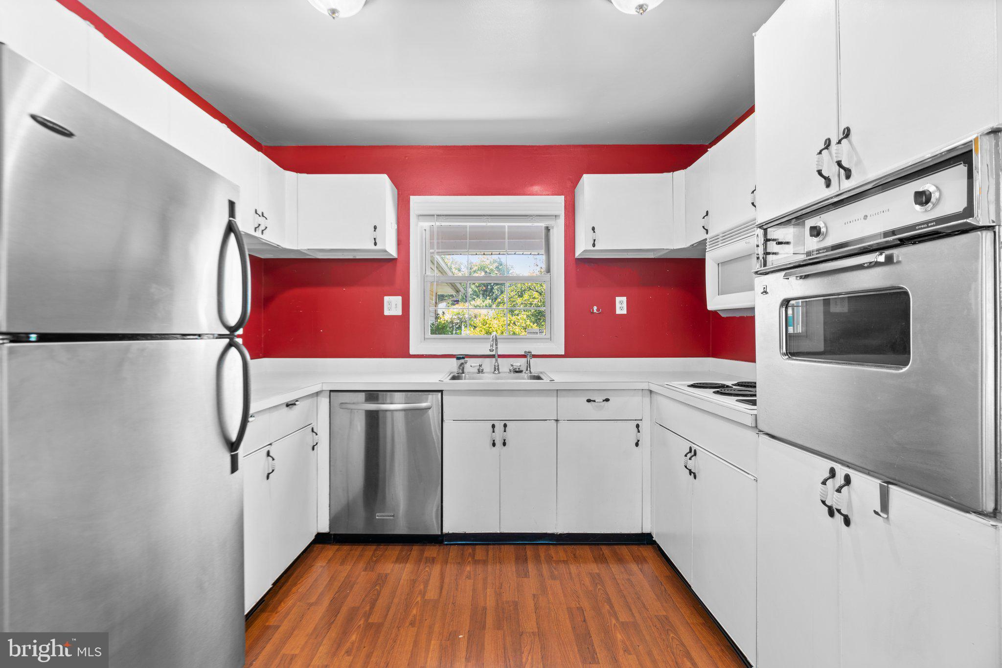 MEADOWBROOK AT BELAIR - Residential