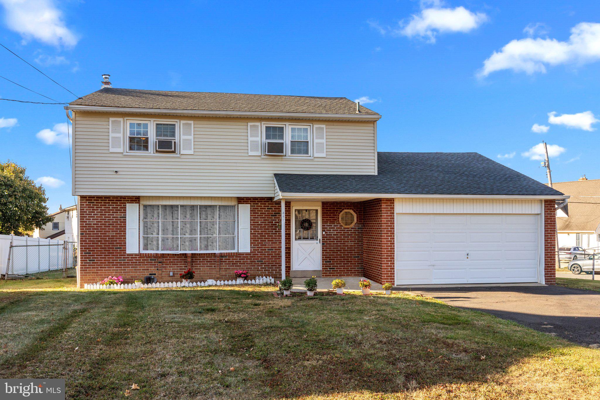 LANGHORNE TERRACE - Residential
