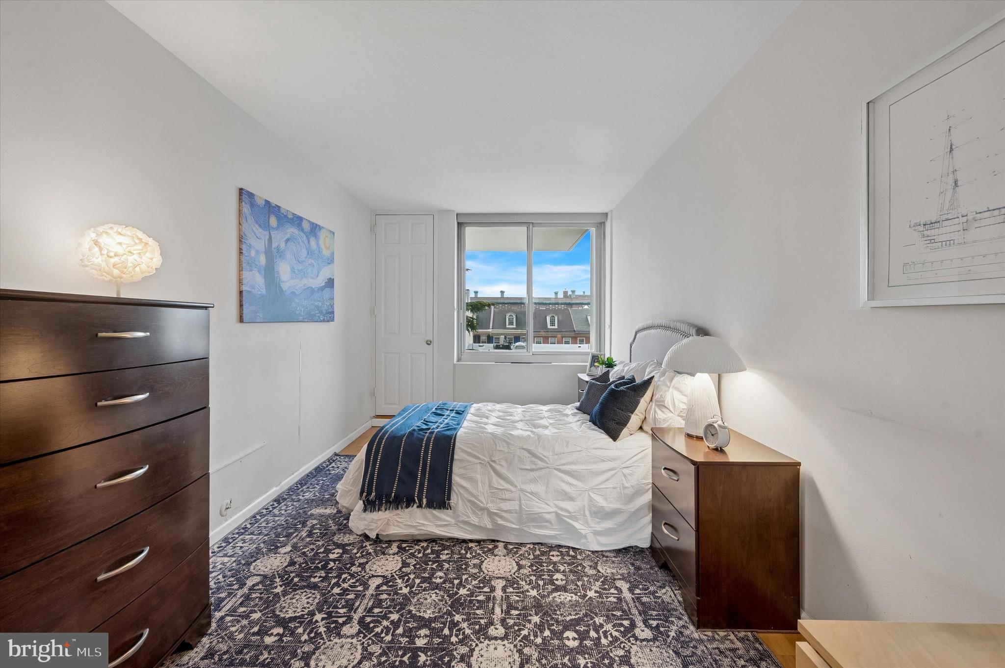 SOCIETY HILL - Residential