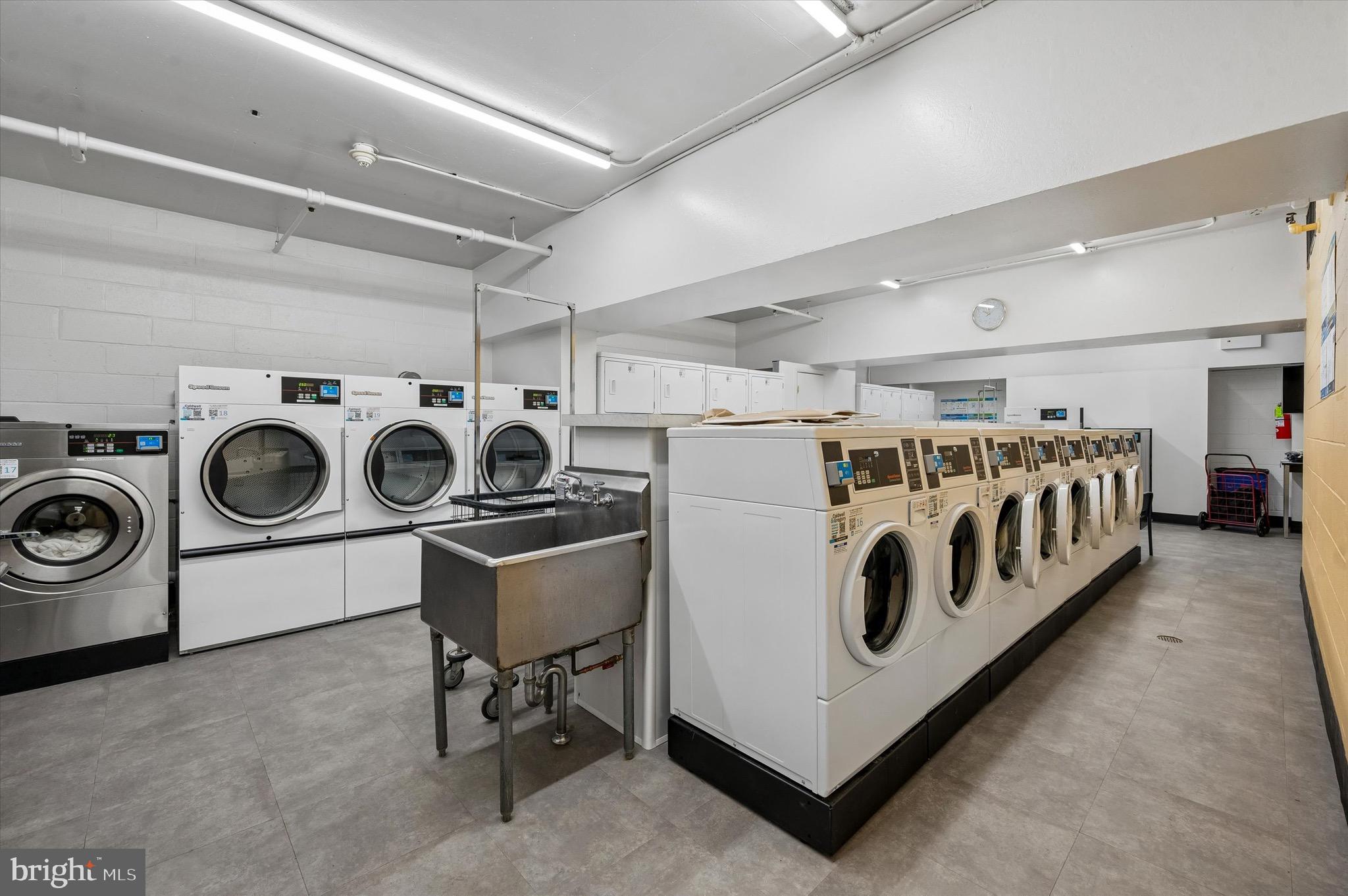 SOCIETY HILL - Residential