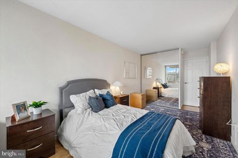 Tiny photo for 604 - 36 S Washington Square #309, PHILADELPHIA, PA 19106 (MLS # PAPH2591756)