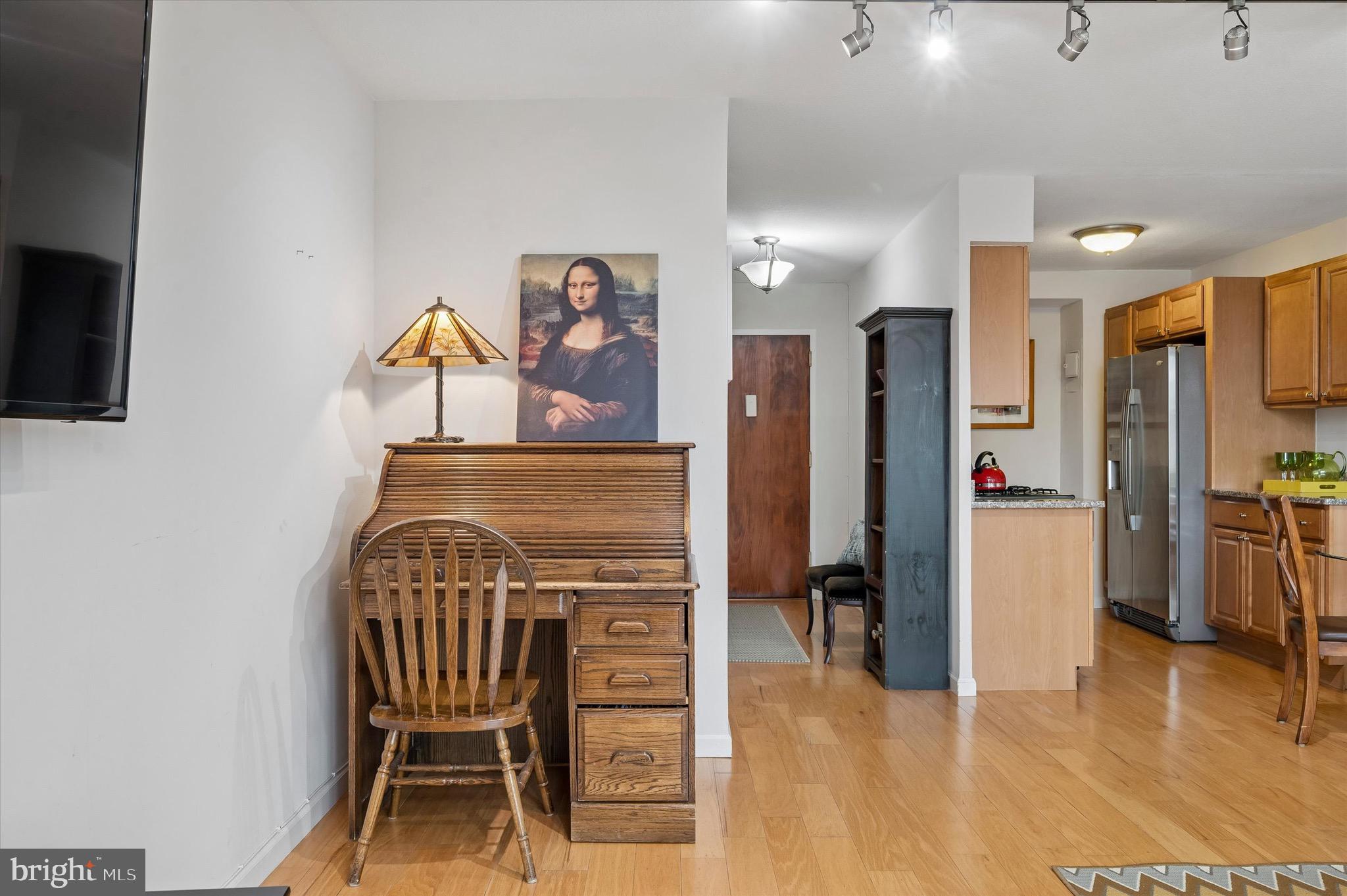 604 S WASHINGTON SQUARE 36 309