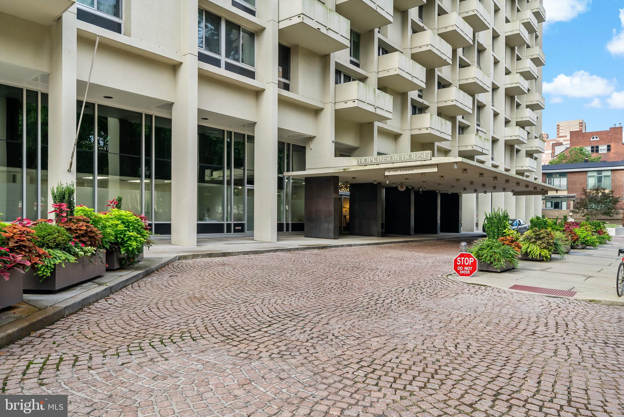 SOCIETY HILL - Residential