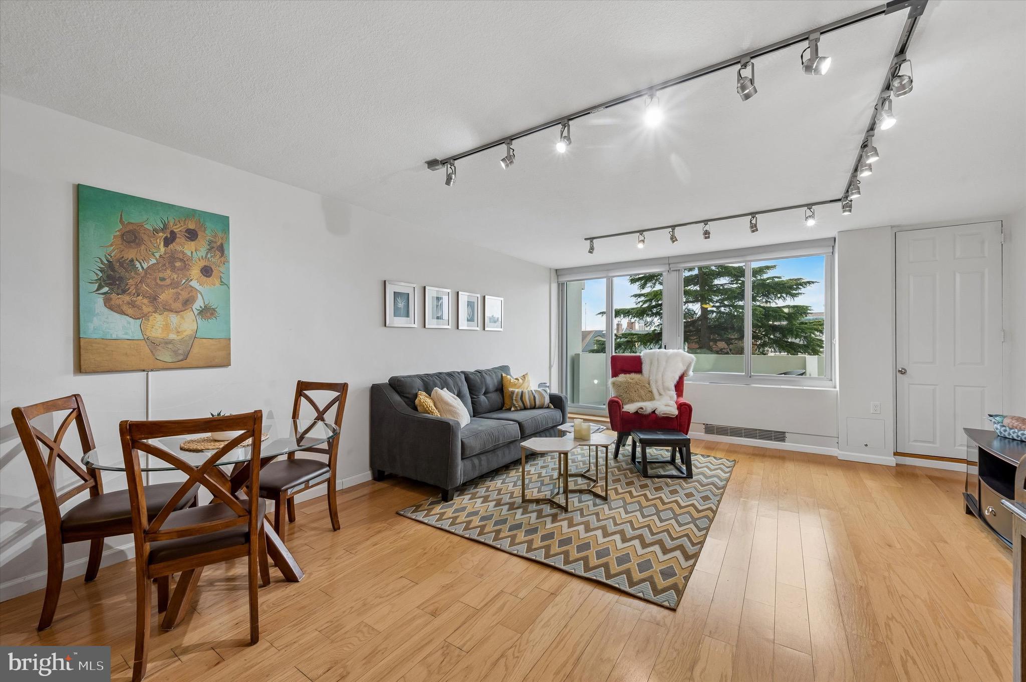 604 S WASHINGTON SQUARE 36 309