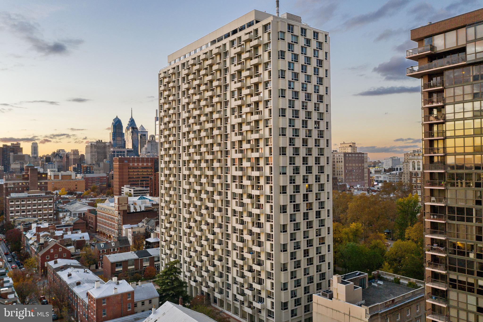 SOCIETY HILL - Residential