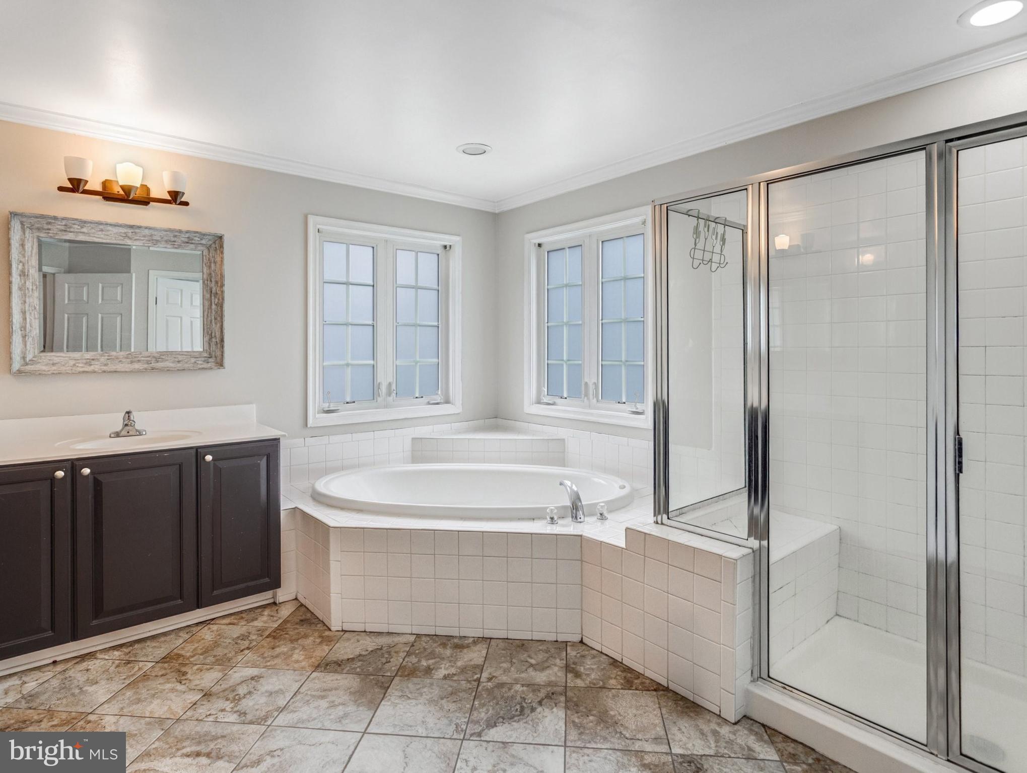 THE FALLS AT LEE'S PARKE - Residential