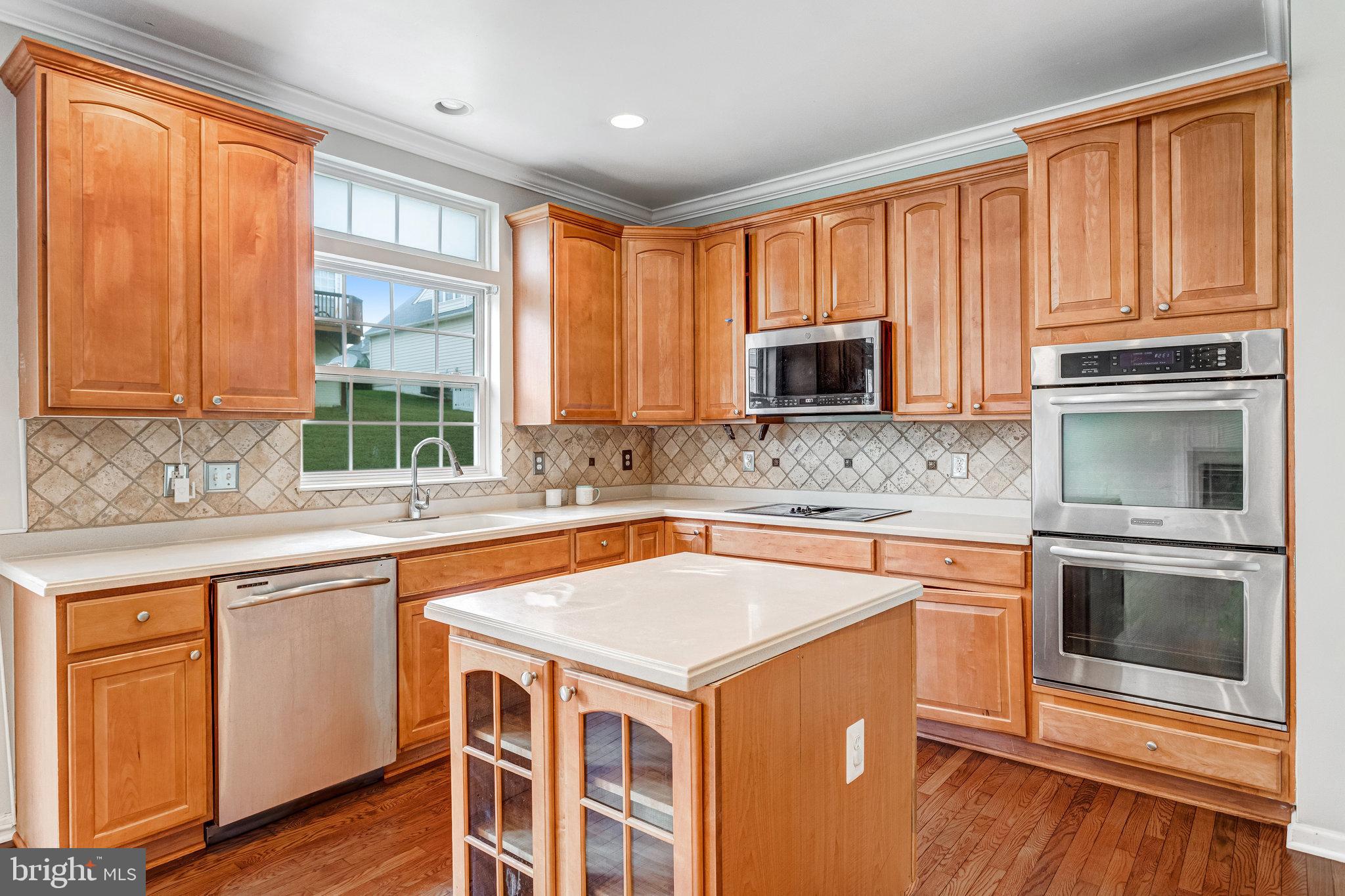 THE FALLS AT LEE'S PARKE - Residential