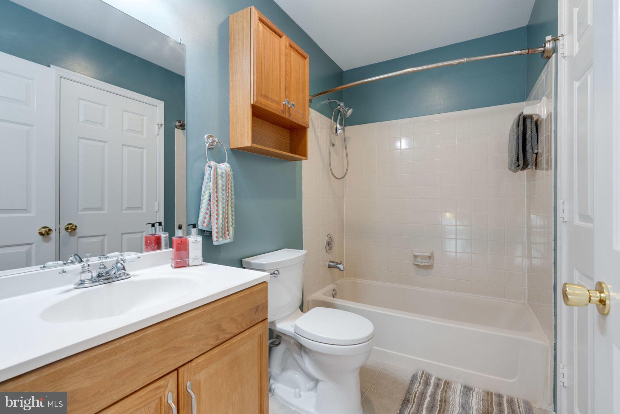 LAKE RIDGE - Residential