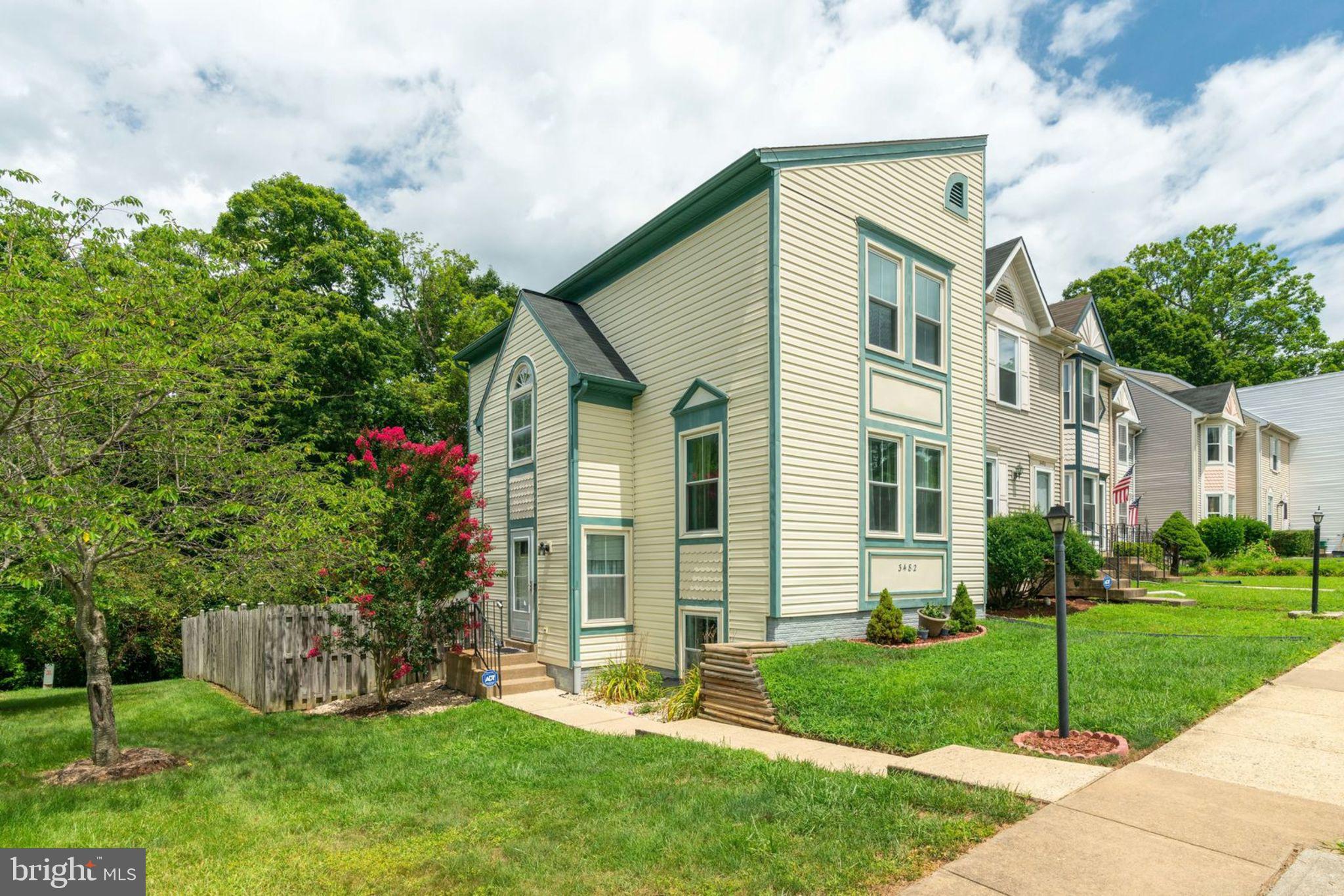 LAKE RIDGE - Residential