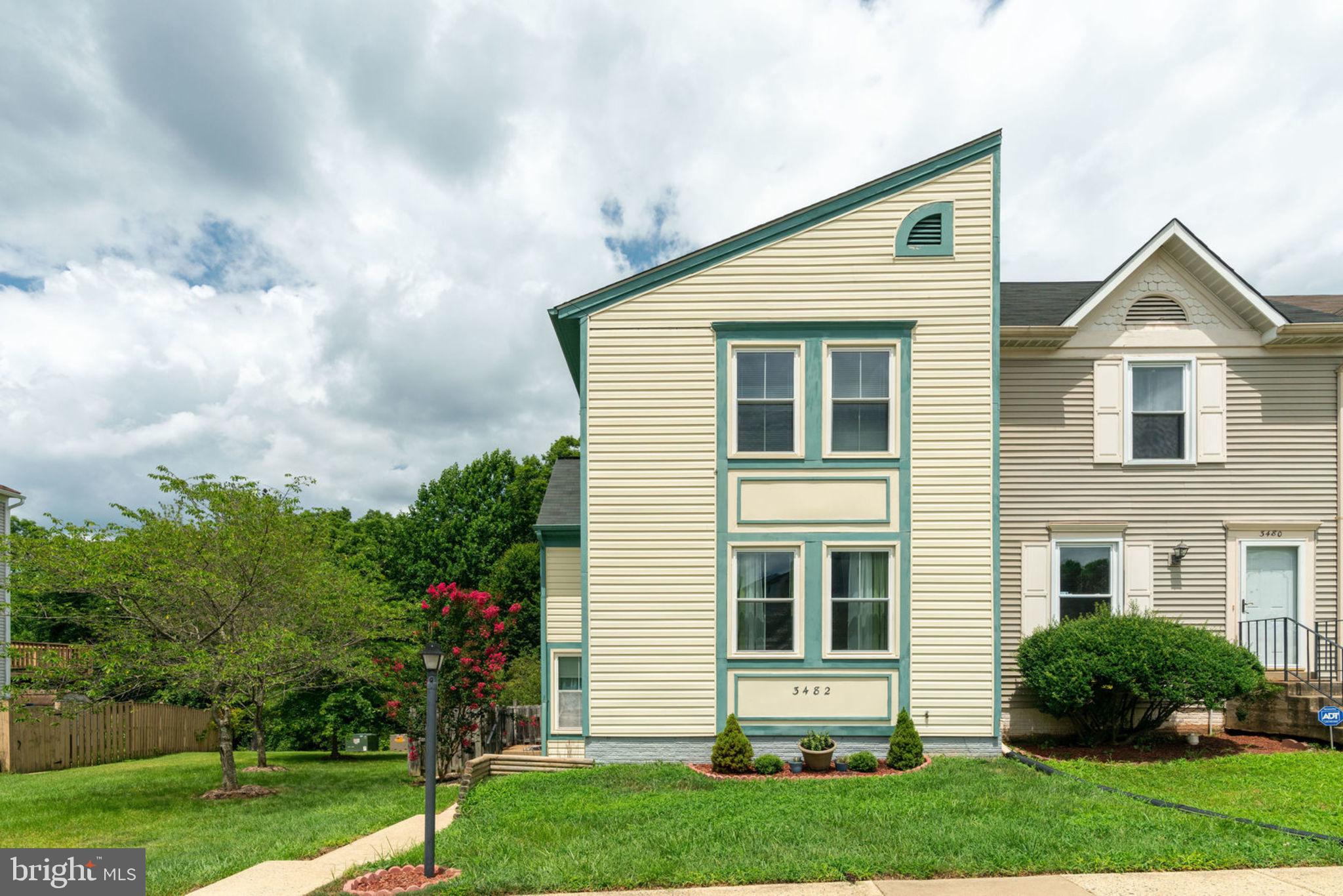 LAKE RIDGE - Residential