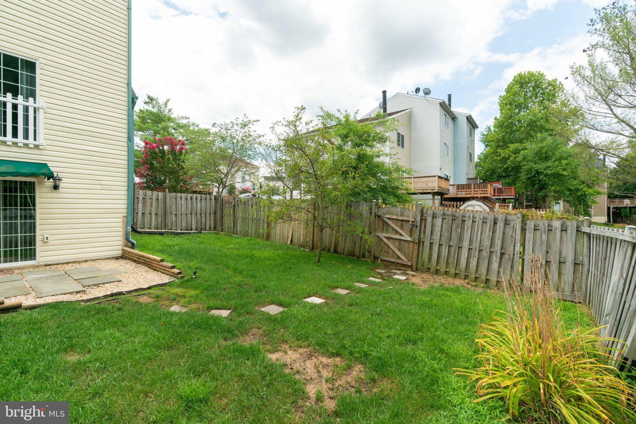 LAKE RIDGE - Residential