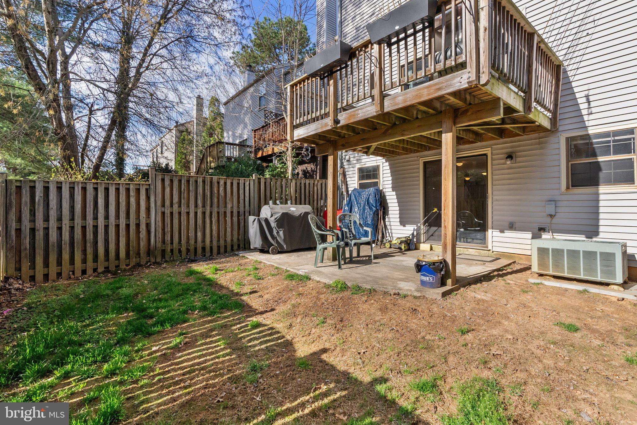 COUNTRYSIDE - Residential