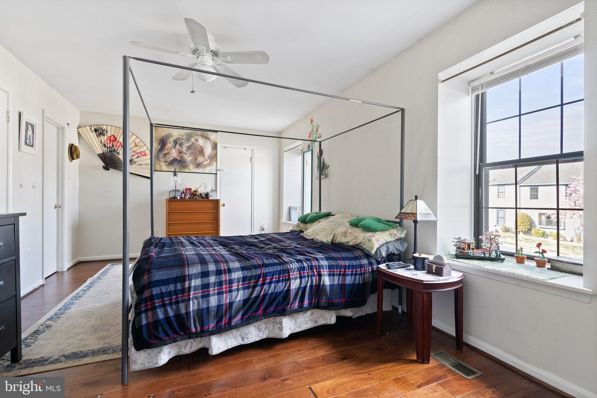 COUNTRYSIDE - Residential