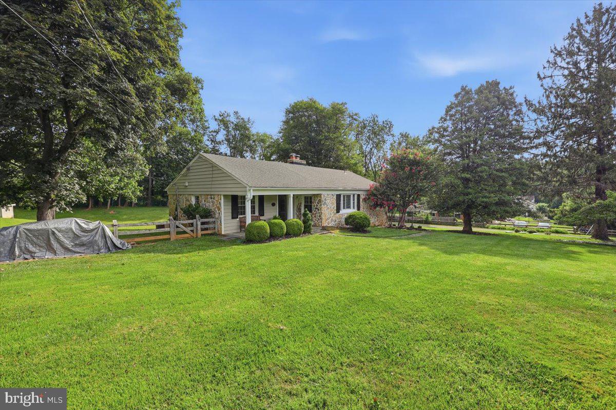 9105 SCOTT DRIVE