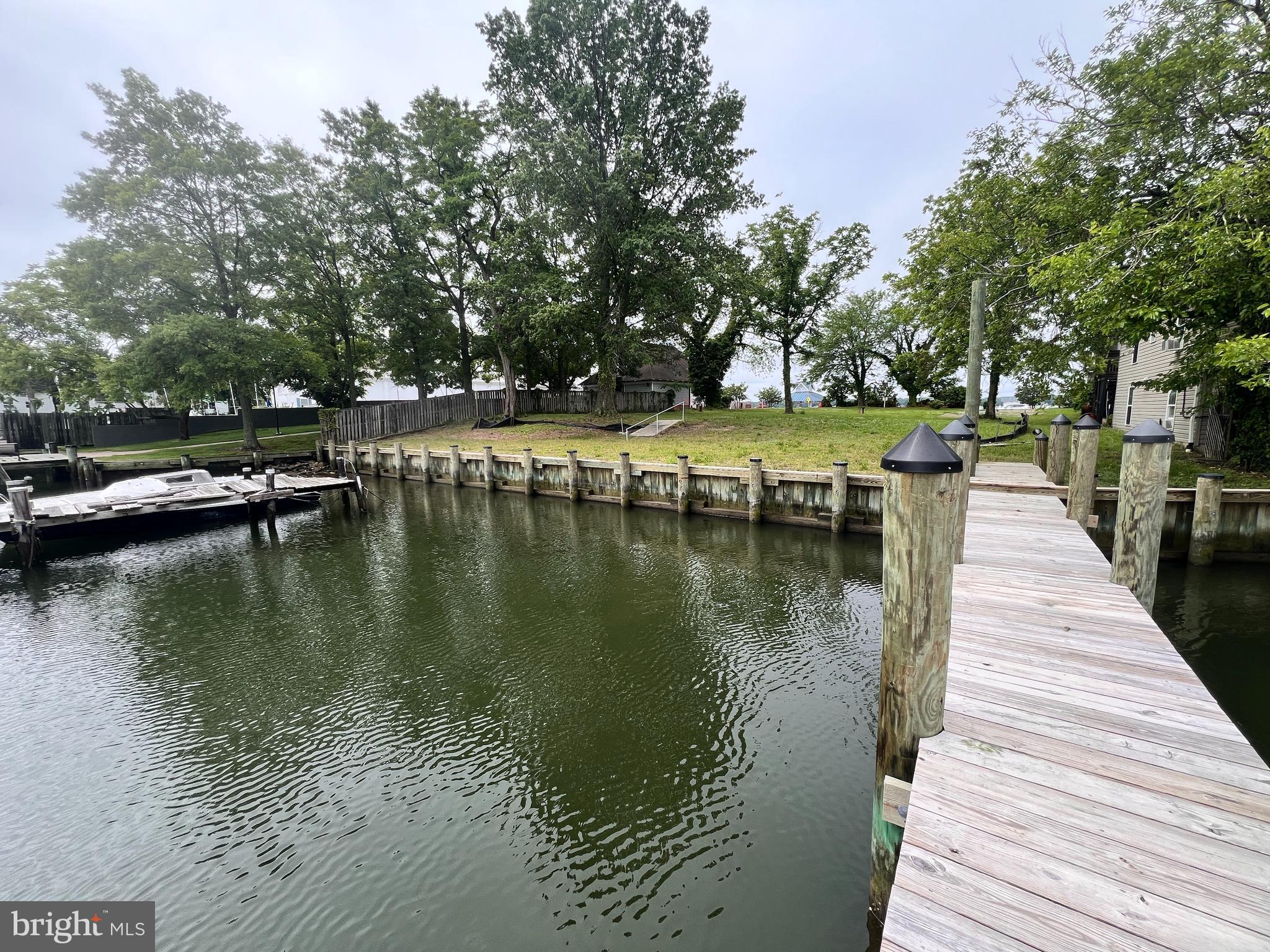14478 SOLOMONS ISLAND ROAD S