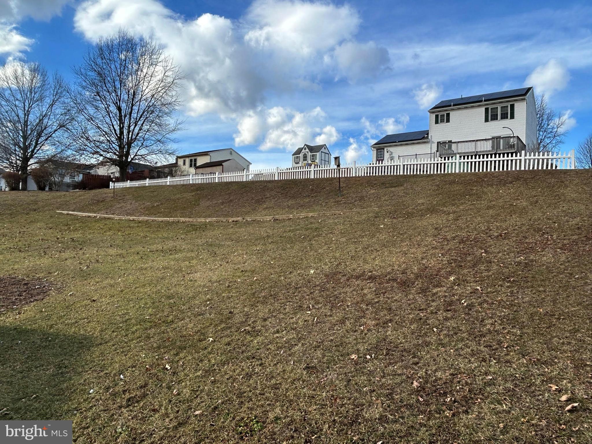 CLOVERLEAF STATION - Residential