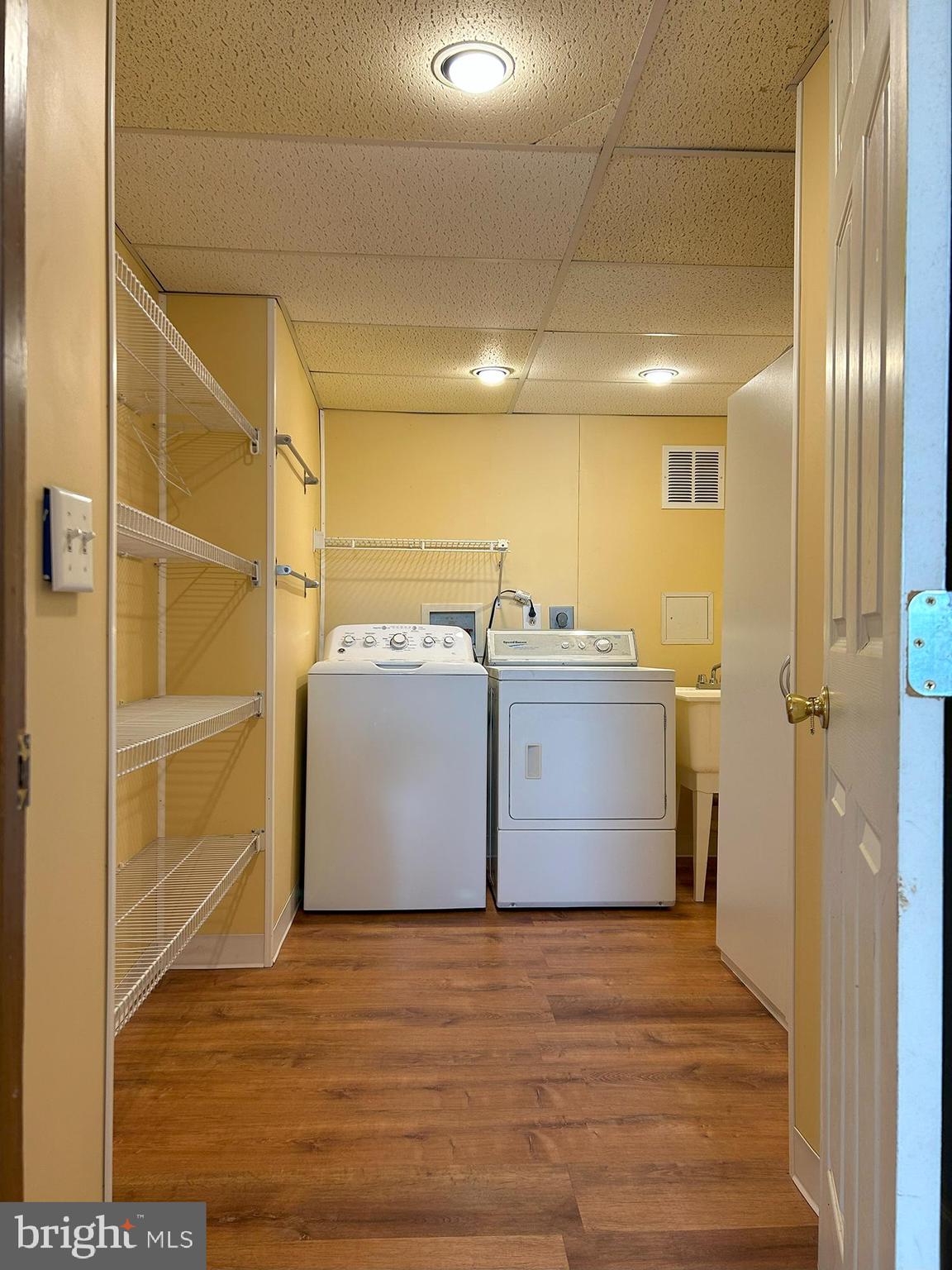 CLOVERLEAF STATION - Residential