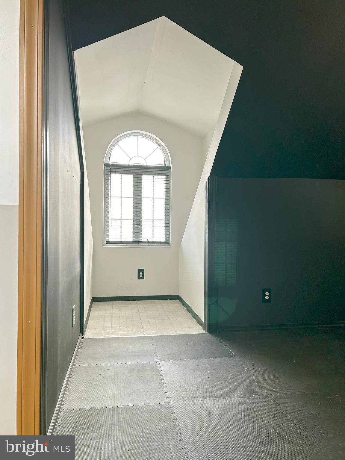 CLOVERLEAF STATION - Residential