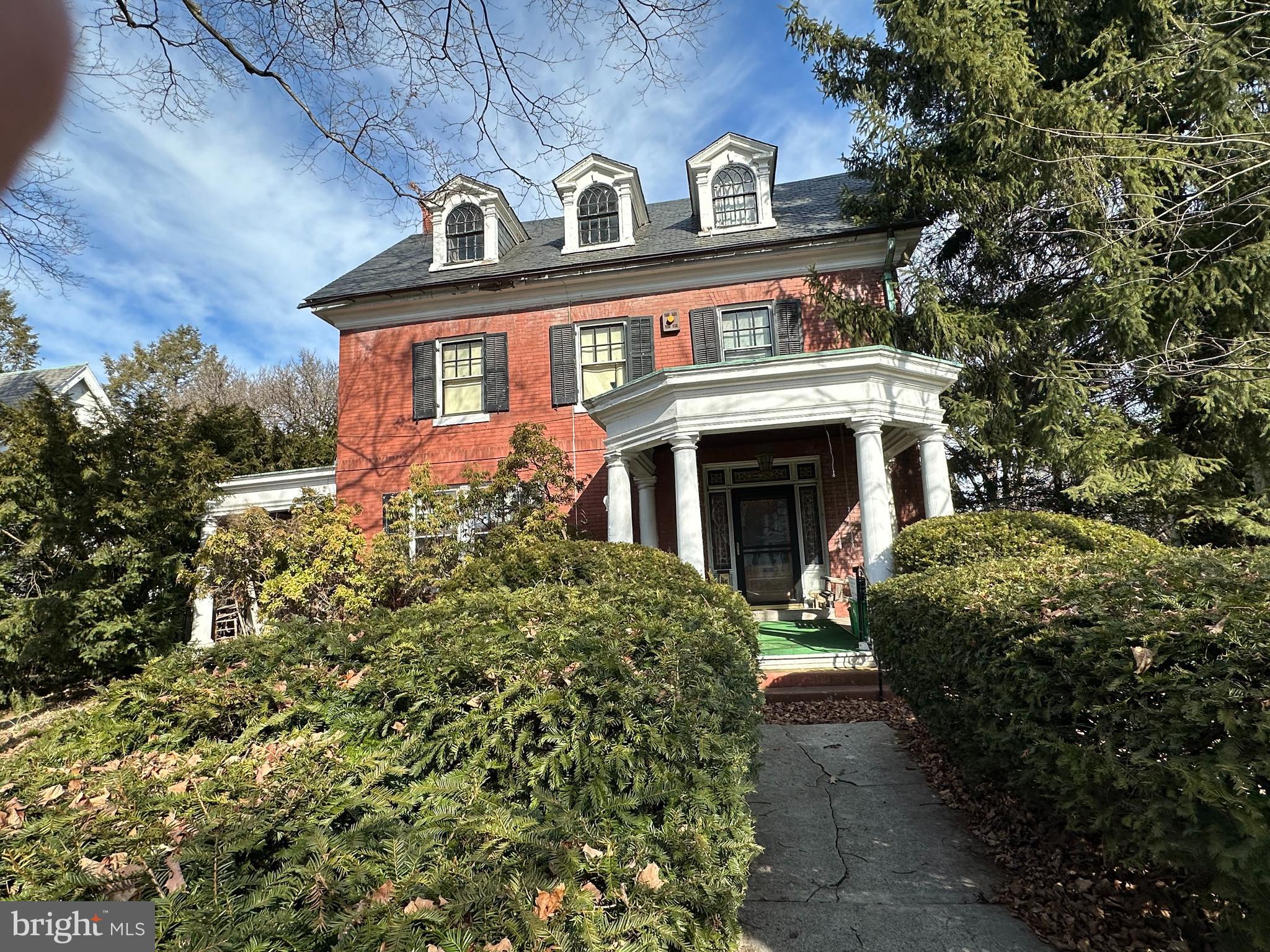 SPRINGDALE - Residential