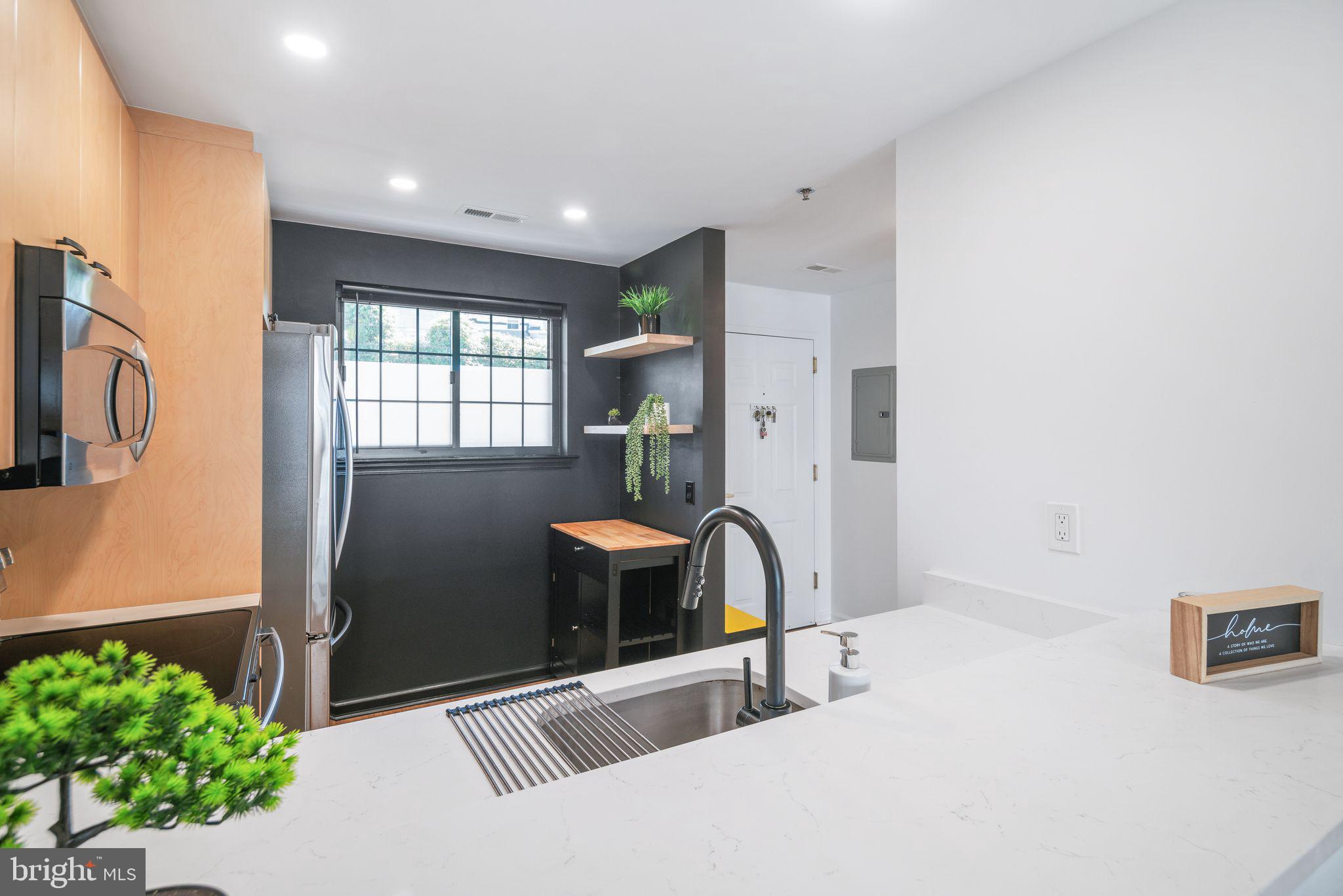 MANAYUNK - Residential