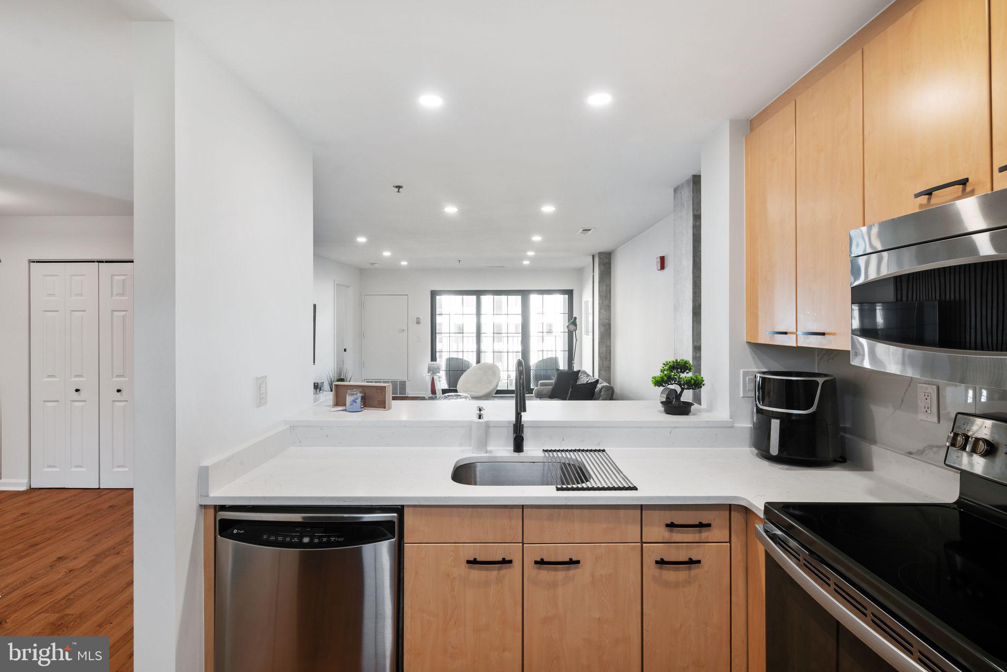 MANAYUNK - Residential