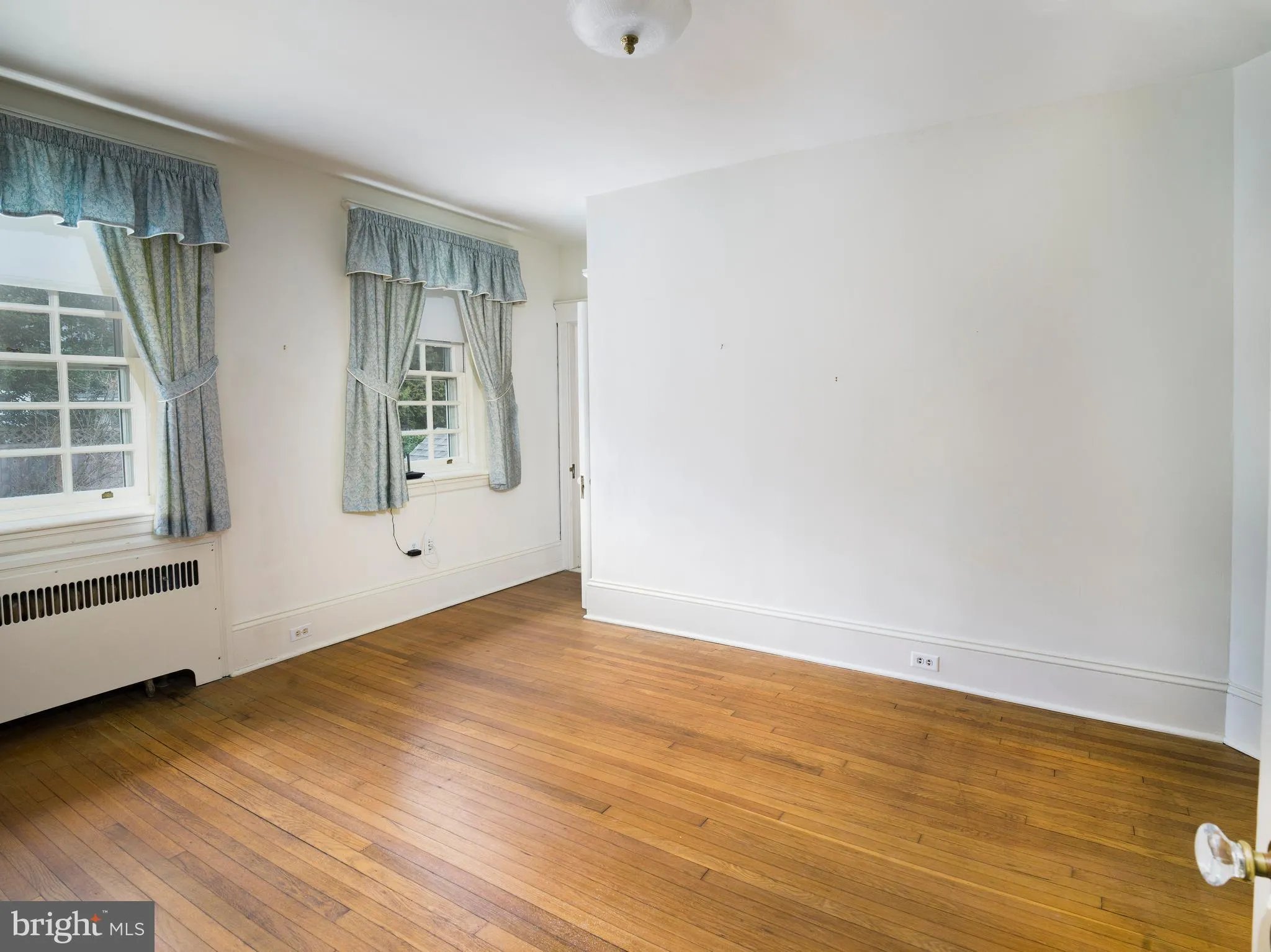 Ardmore, Pennsylvania 19003, United States, 7 Bedrooms Bedrooms, ,5 BathroomsBathrooms,Residential,Contingent,76495