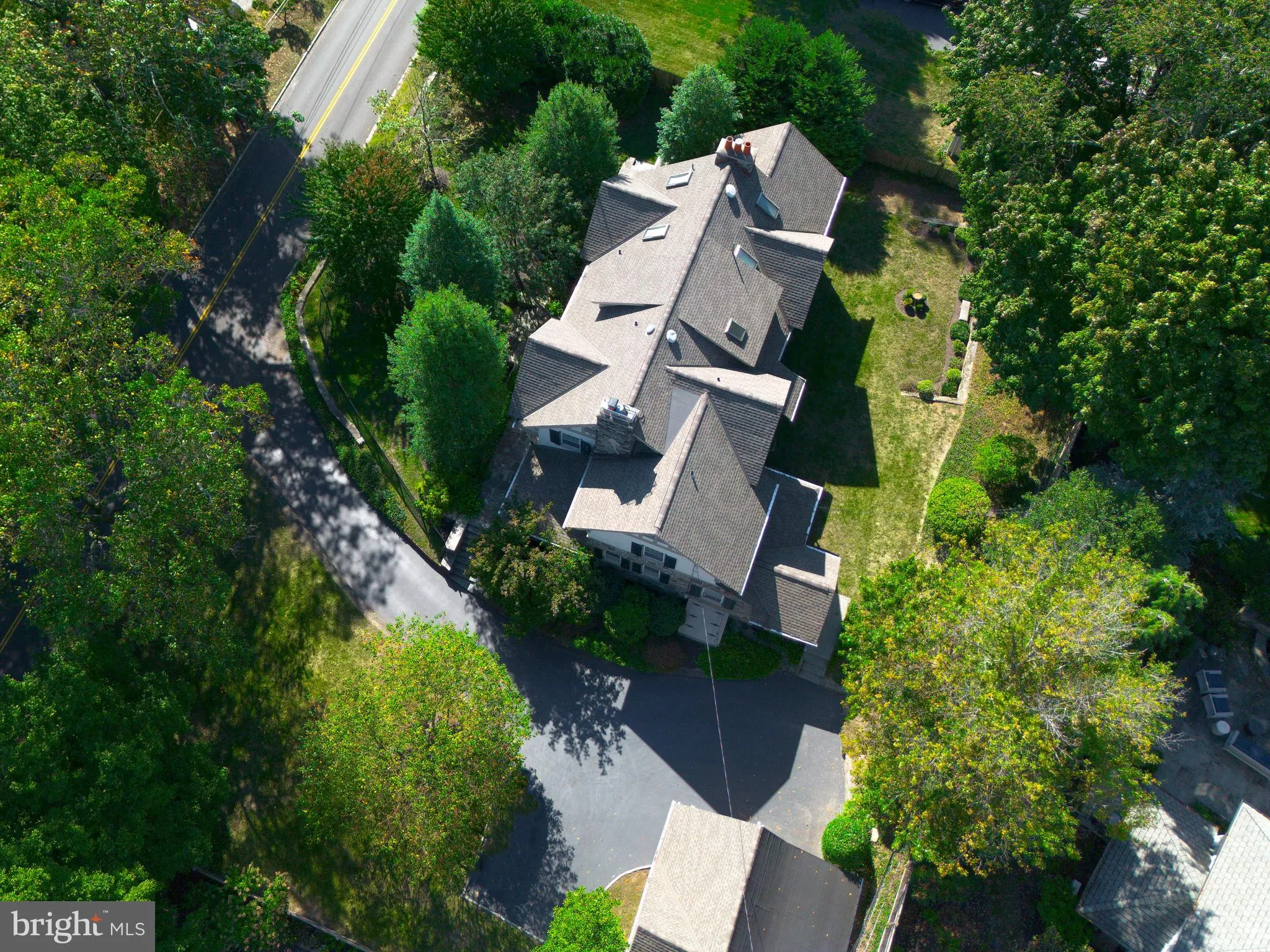 Ardmore, Pennsylvania 19003, United States, 7 Bedrooms Bedrooms, ,5 BathroomsBathrooms,Residential,Contingent,76495