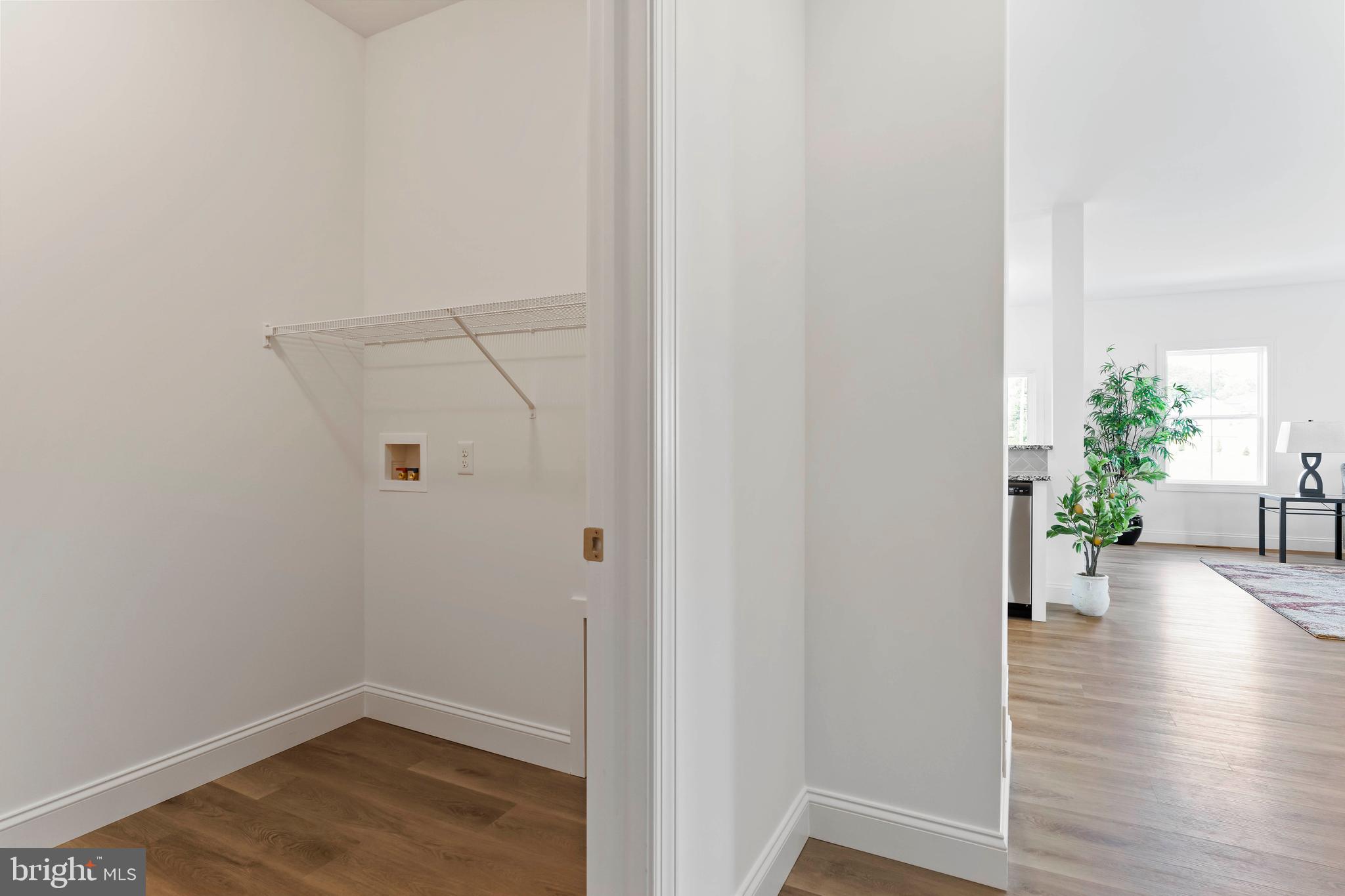 AUTUMN CHASE - Residential