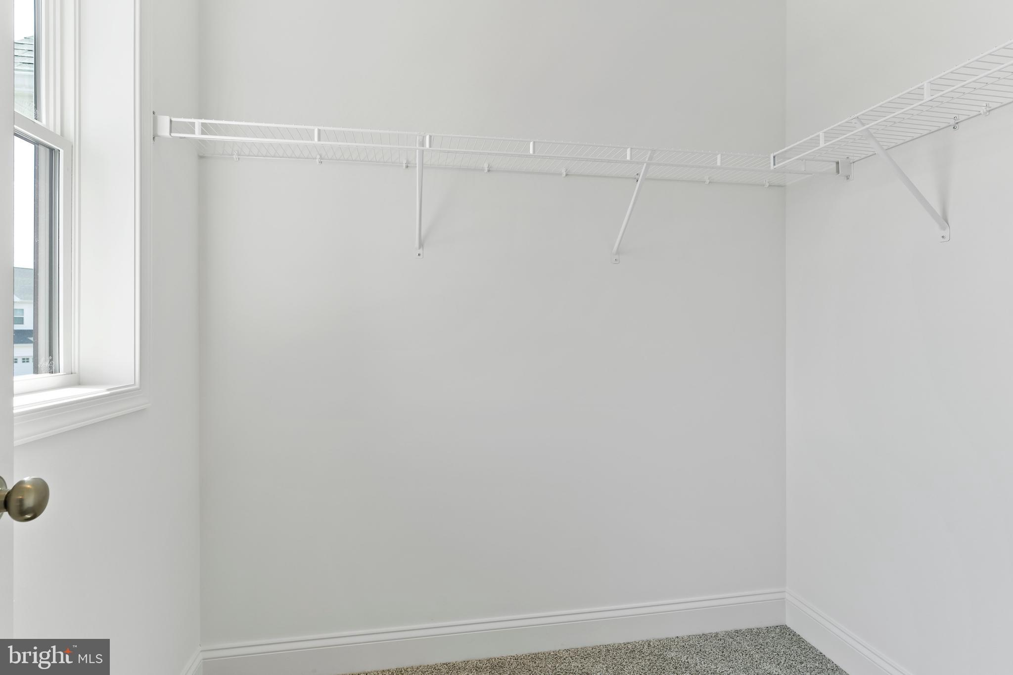 AUTUMN CHASE - Residential