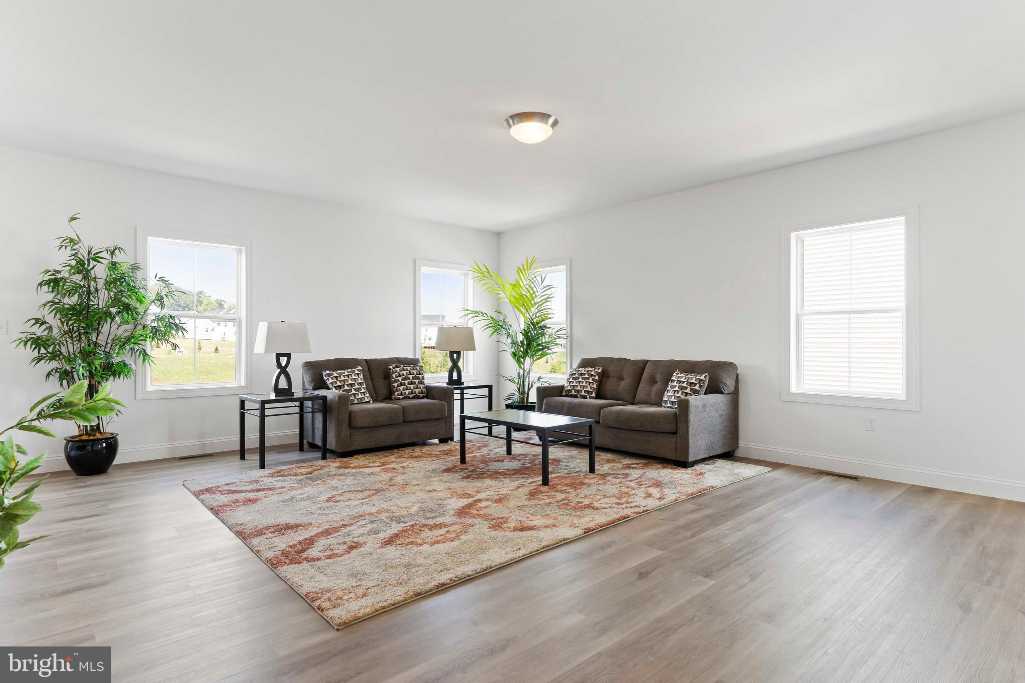 AUTUMN CHASE - Residential